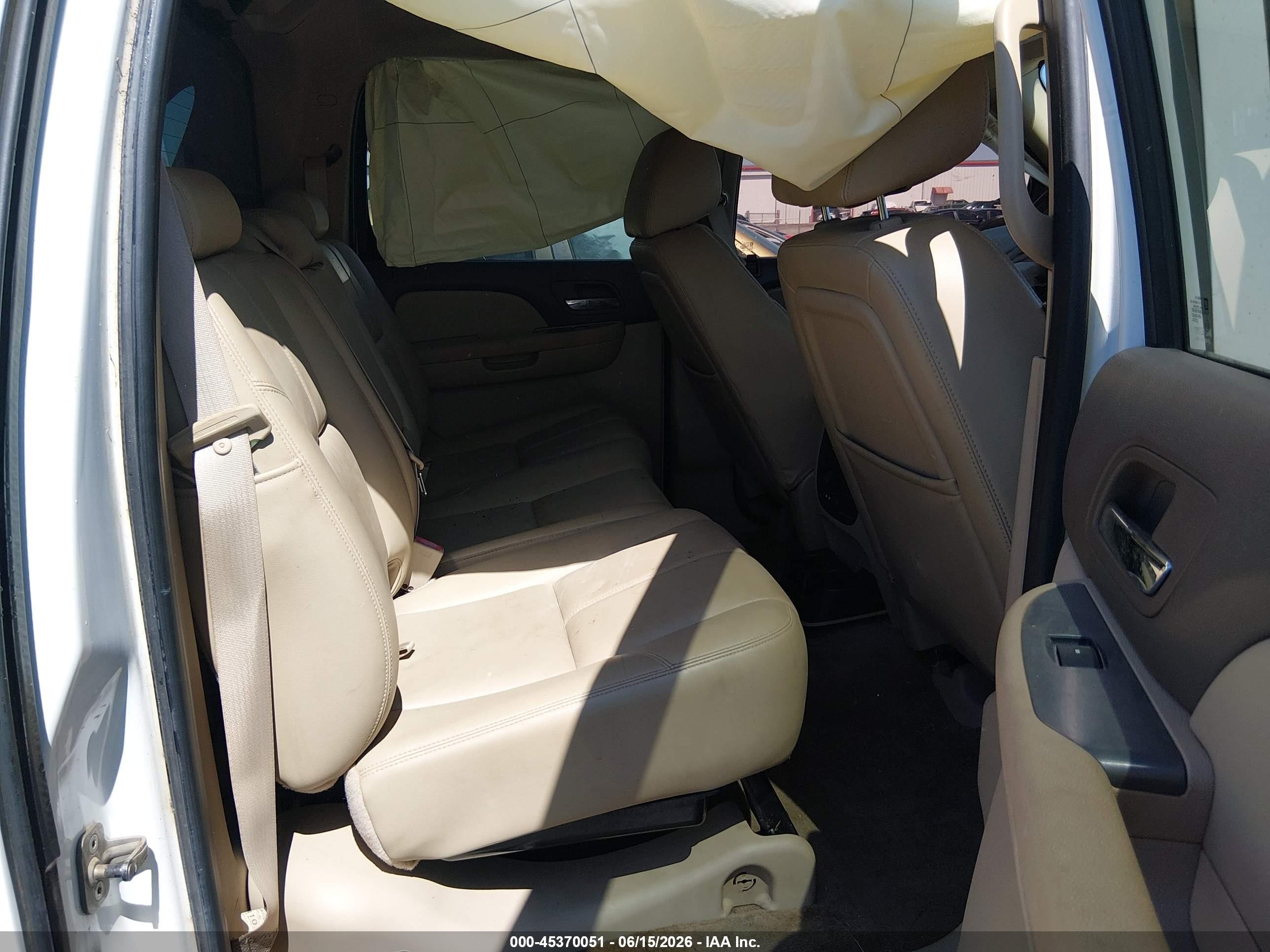 2011 Chevrolet Avalanche 1500 Lt1 White vin: 3GNTKFE3XBG144965