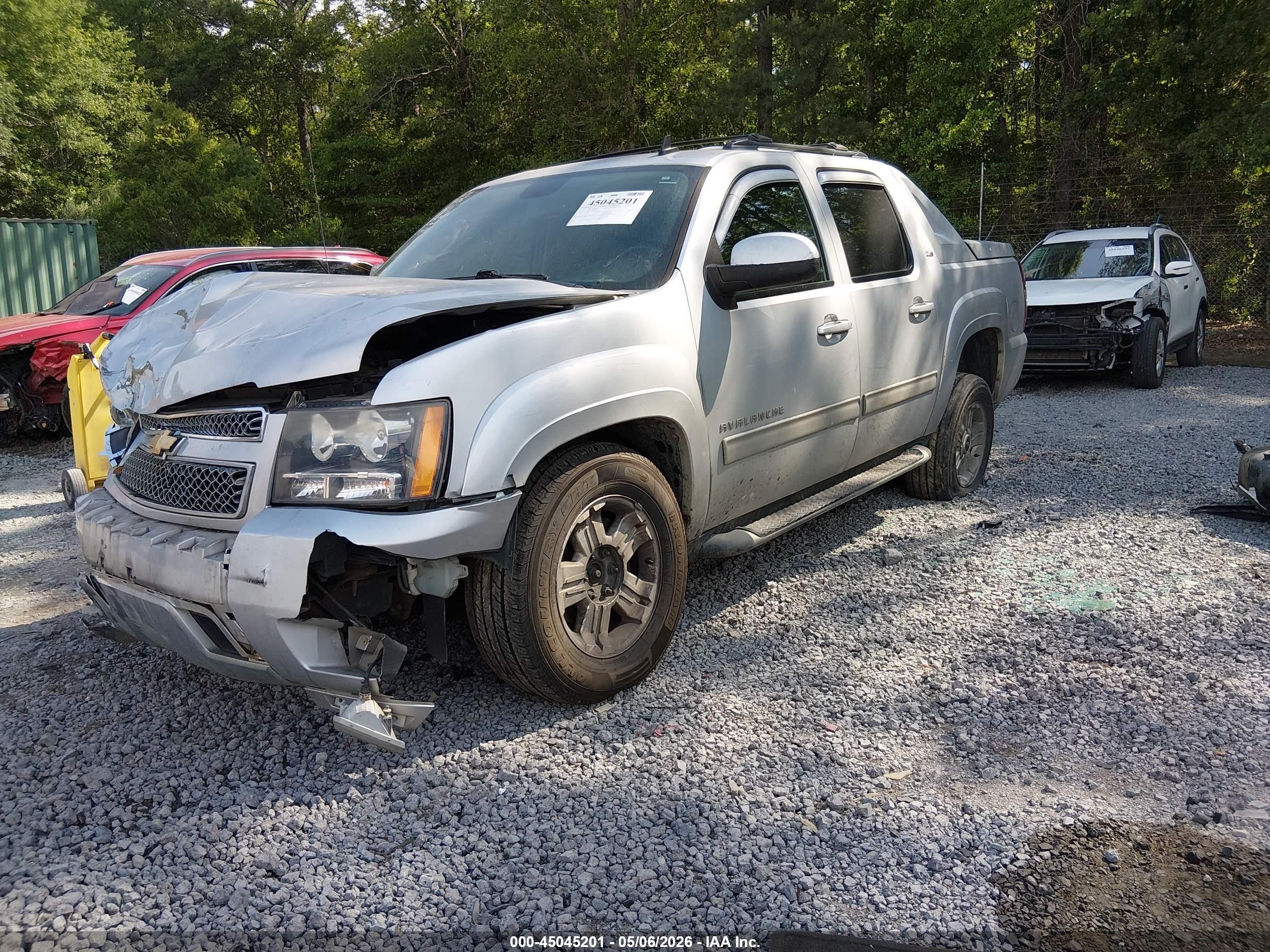 2012 Chevrolet Avalanche 1500 Lt1 Silver vin: 3GNTKFE70CG184556