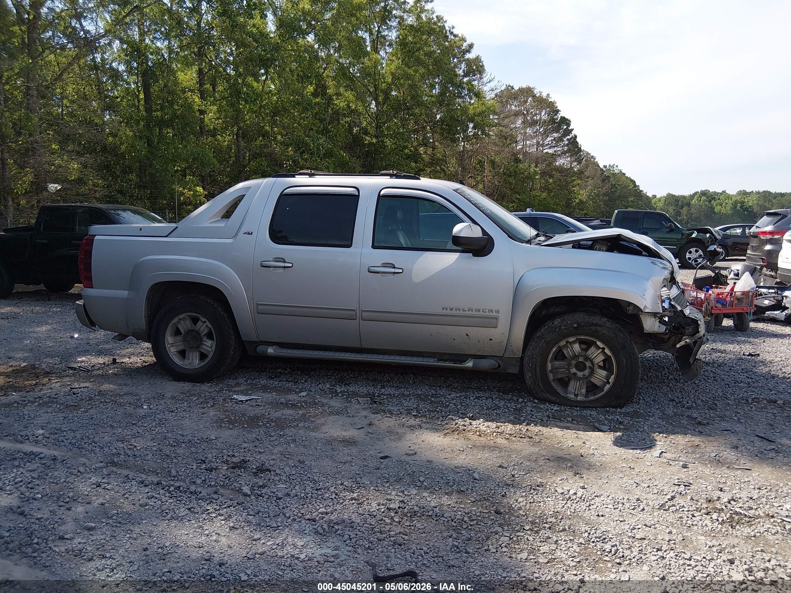 2012 Chevrolet Avalanche 1500 Lt1 Silver vin: 3GNTKFE70CG184556