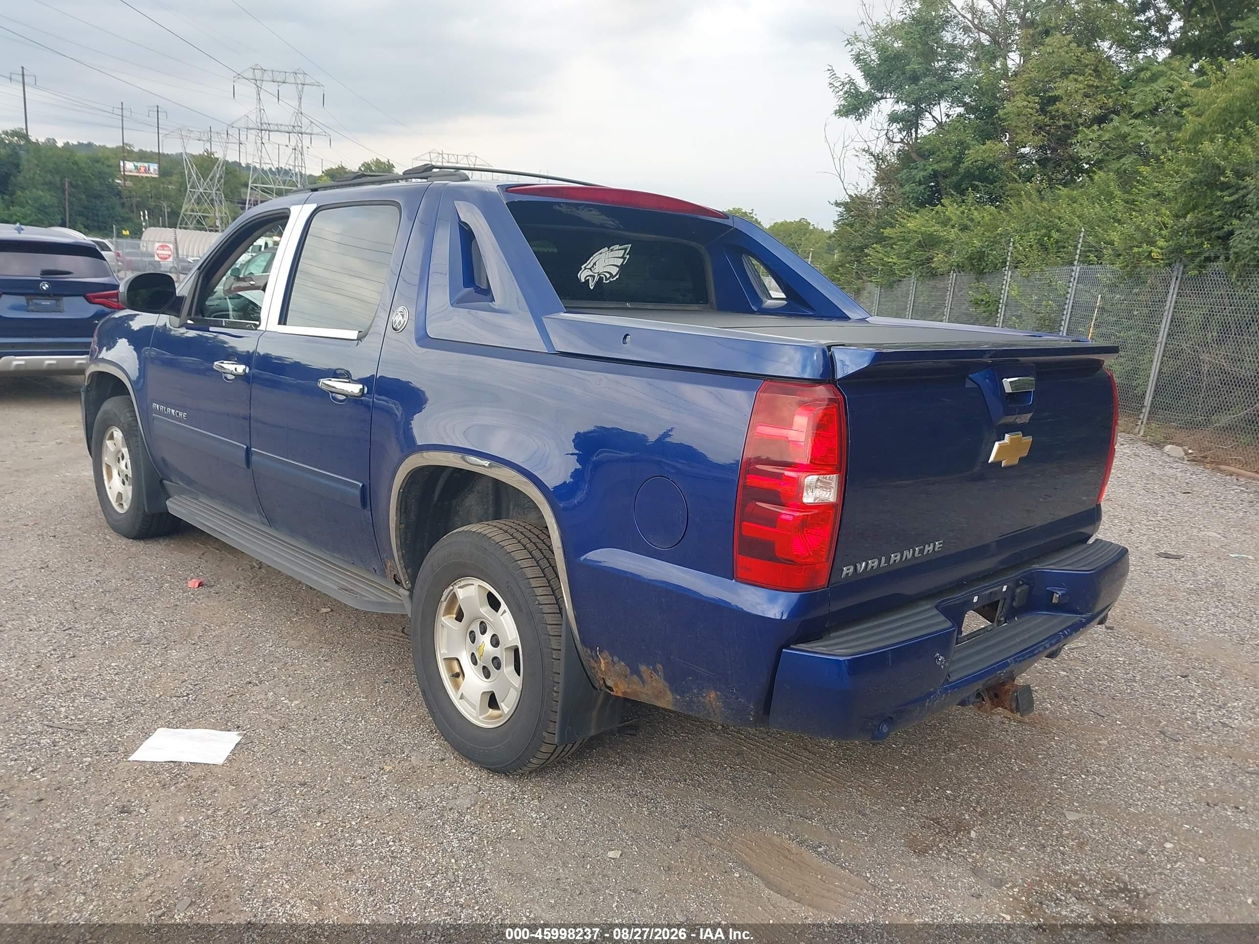 2013 Chevrolet Avalanche Lt Blue vin: 3GNTKFE70DG189211