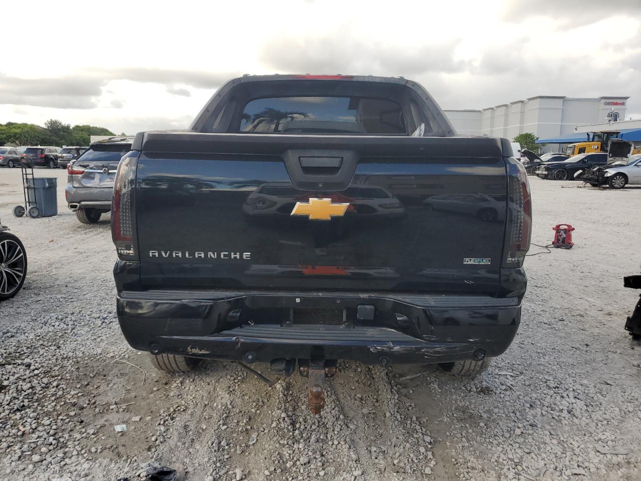 2012 Chevrolet Avalanche Lt Black vin: 3GNTKFE71CG143305