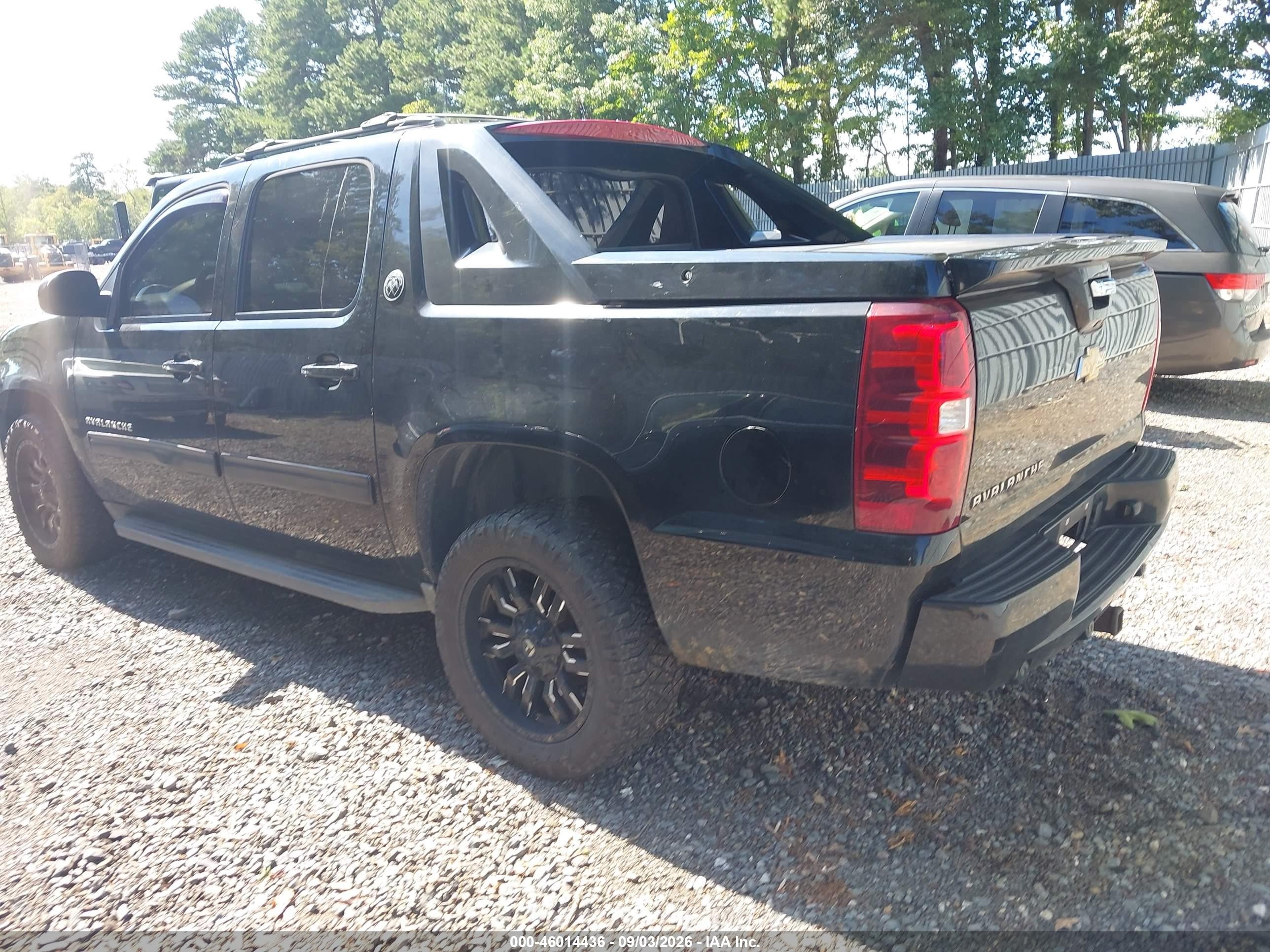 2013 Chevrolet Avalanche Lt Black vin: 3GNTKFE71DG146092