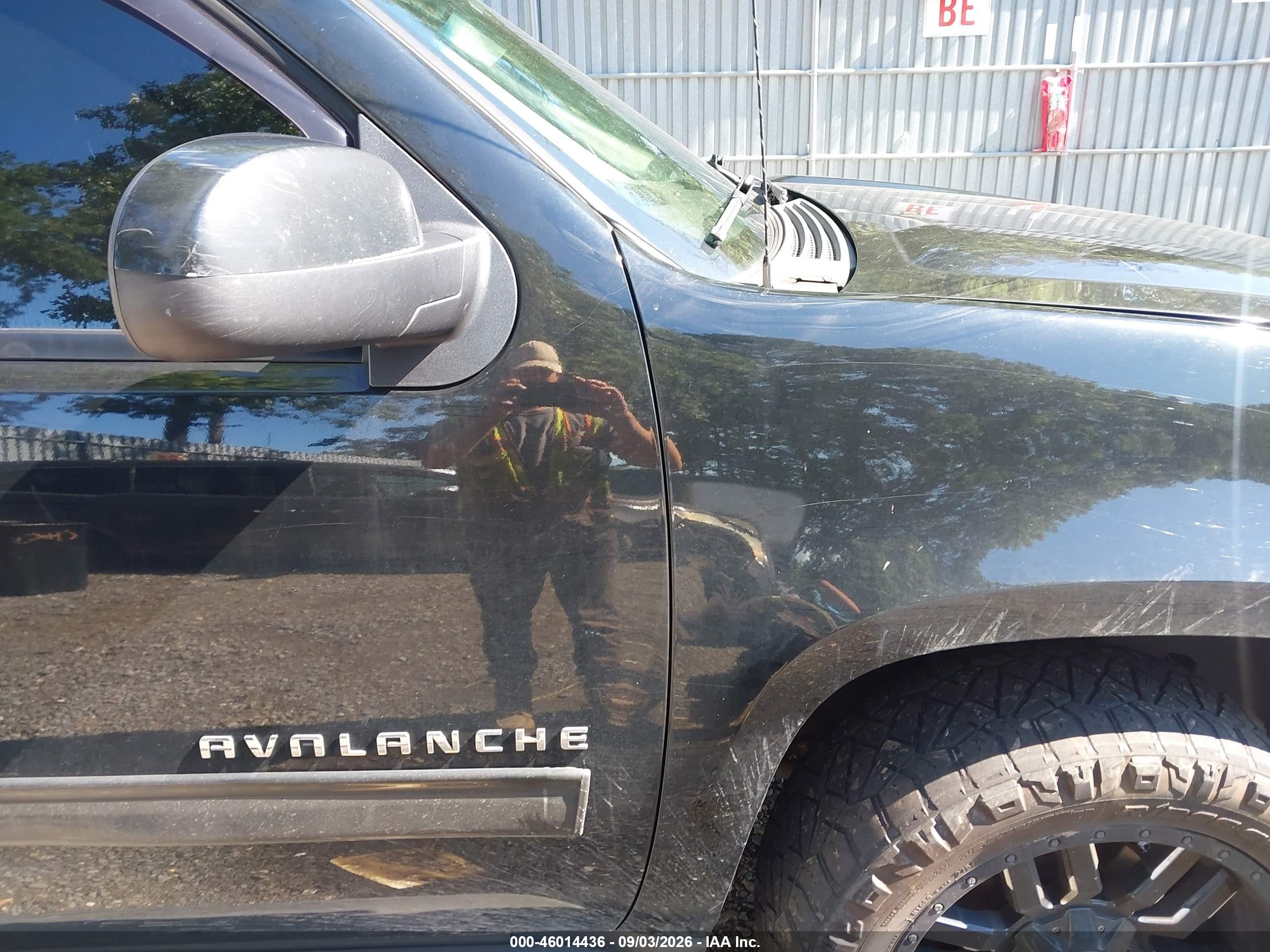 2013 Chevrolet Avalanche Lt Black vin: 3GNTKFE71DG146092