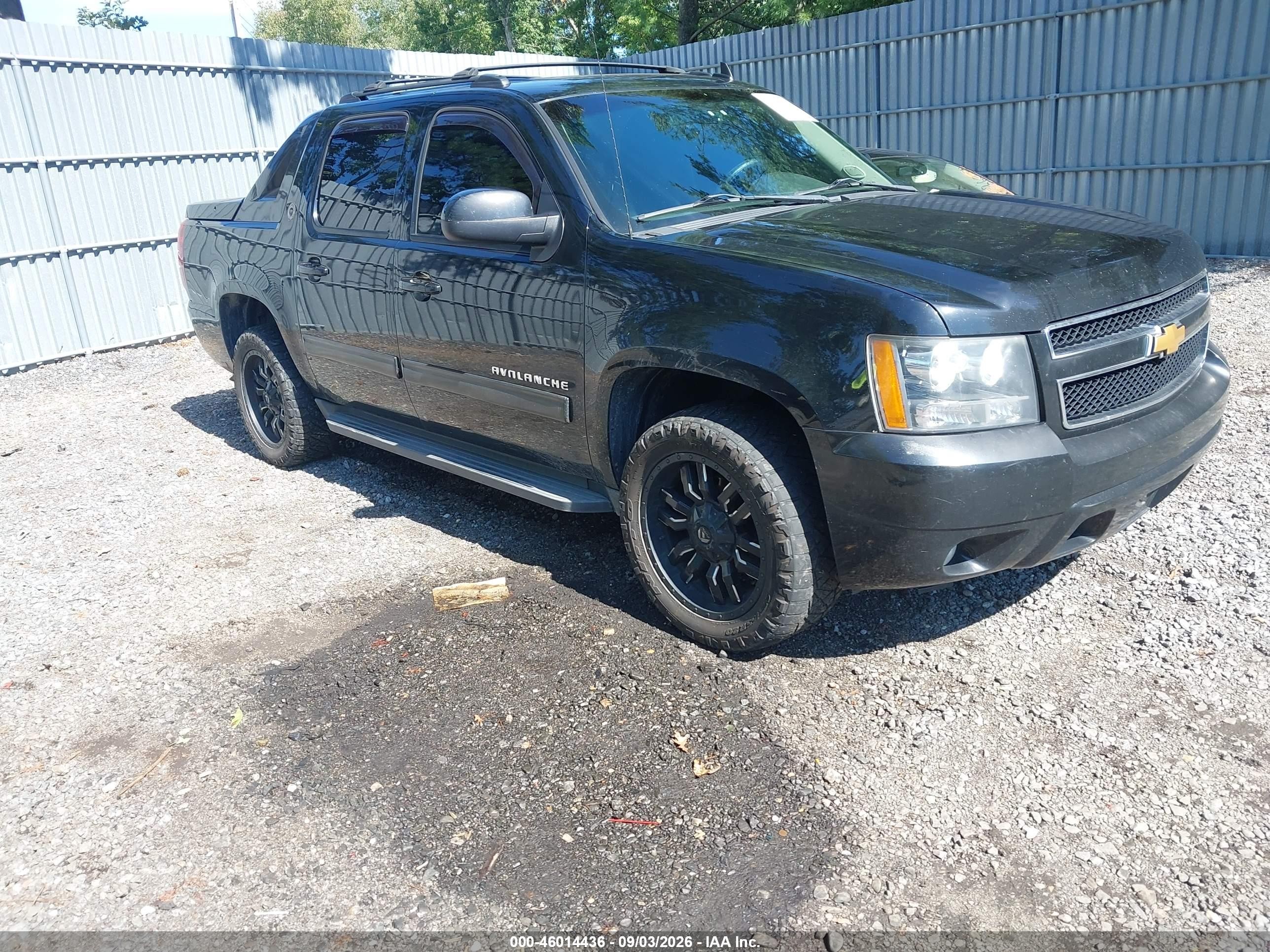 2013 Chevrolet Avalanche Lt Black vin: 3GNTKFE71DG146092