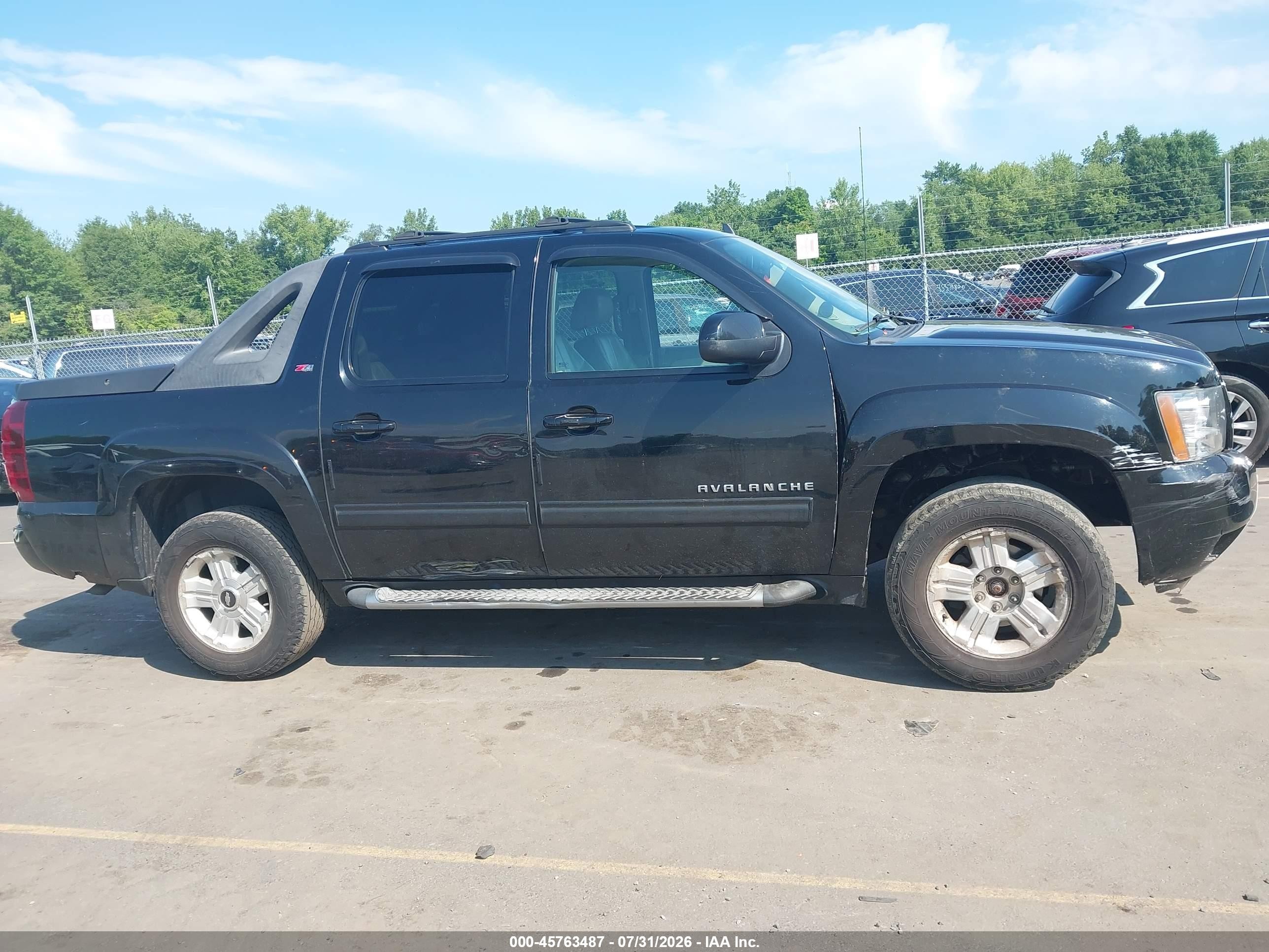 2012 Chevrolet Avalanche Lt Черный vin: 3GNTKFE73CG164706