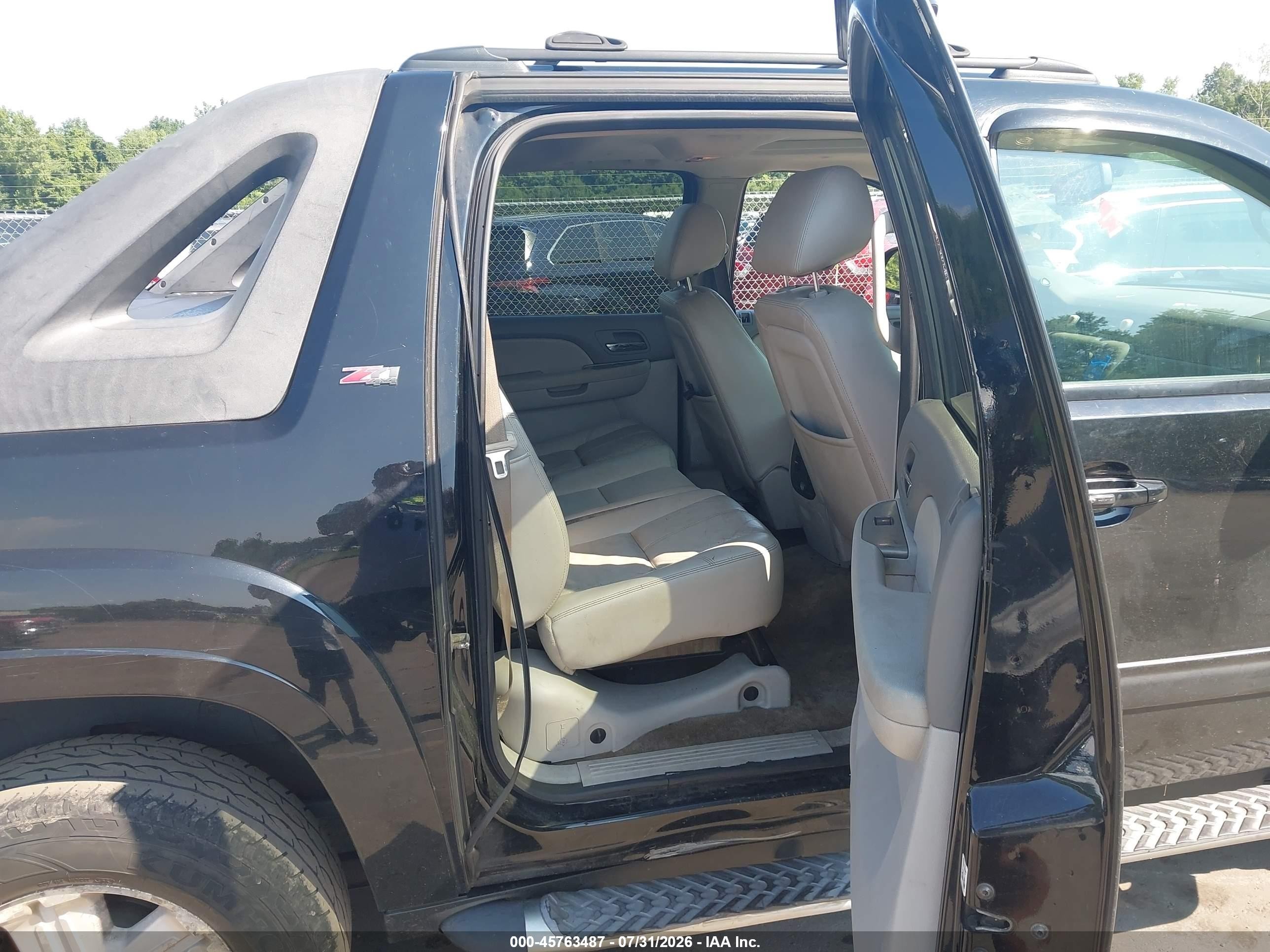 2012 Chevrolet Avalanche Lt Черный vin: 3GNTKFE73CG164706