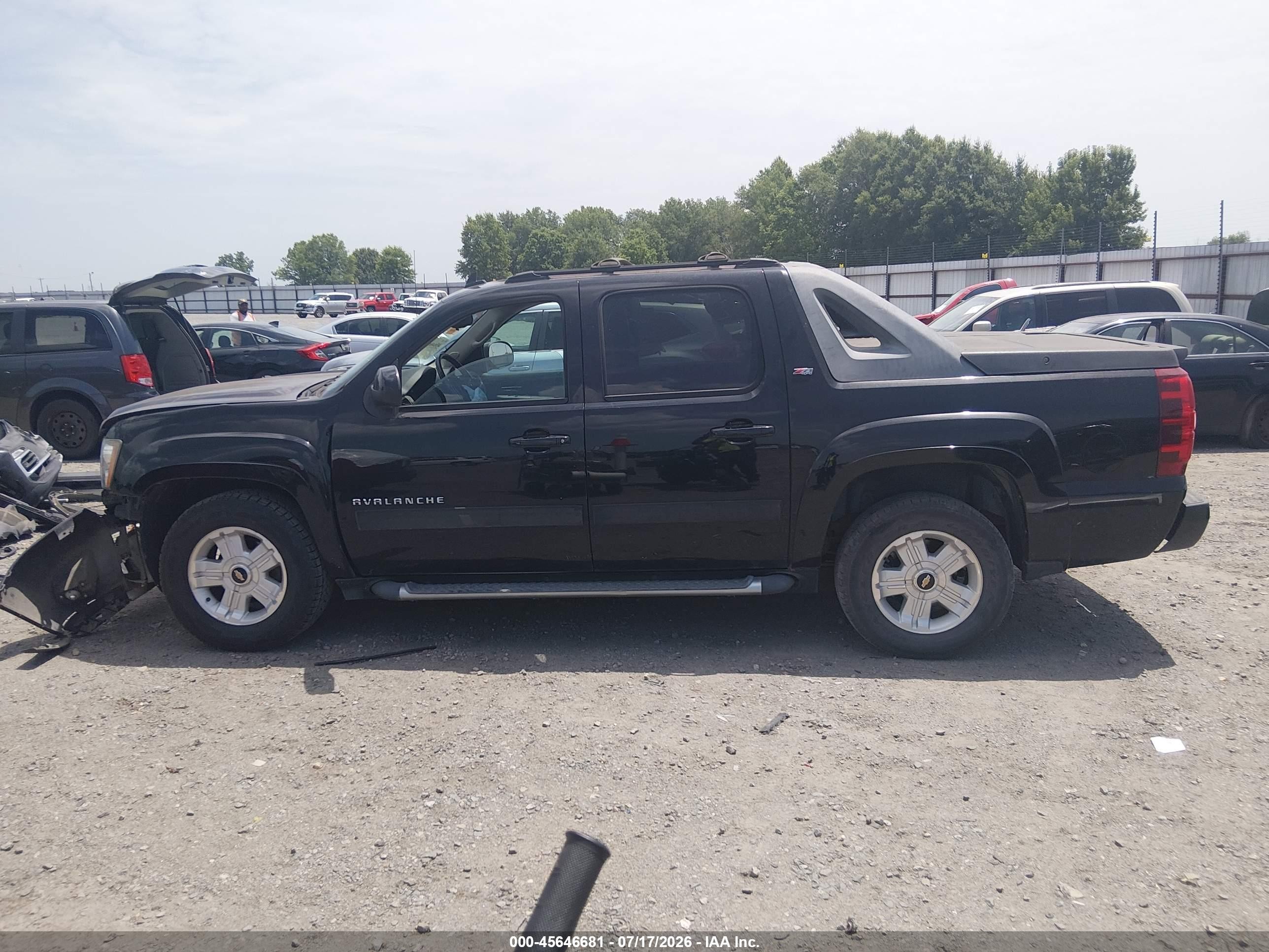 2012 Chevrolet Avalanche Lt Black vin: 3GNTKFE73CG238044