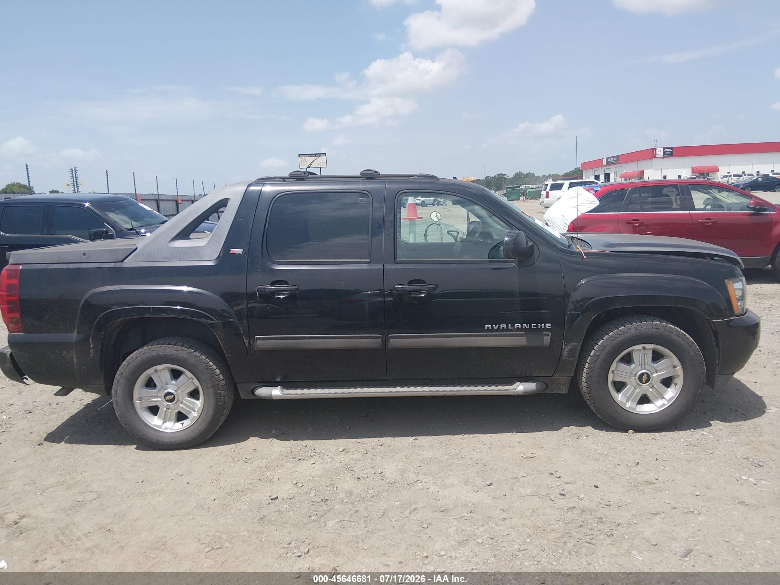 2012 Chevrolet Avalanche Lt Black vin: 3GNTKFE73CG238044