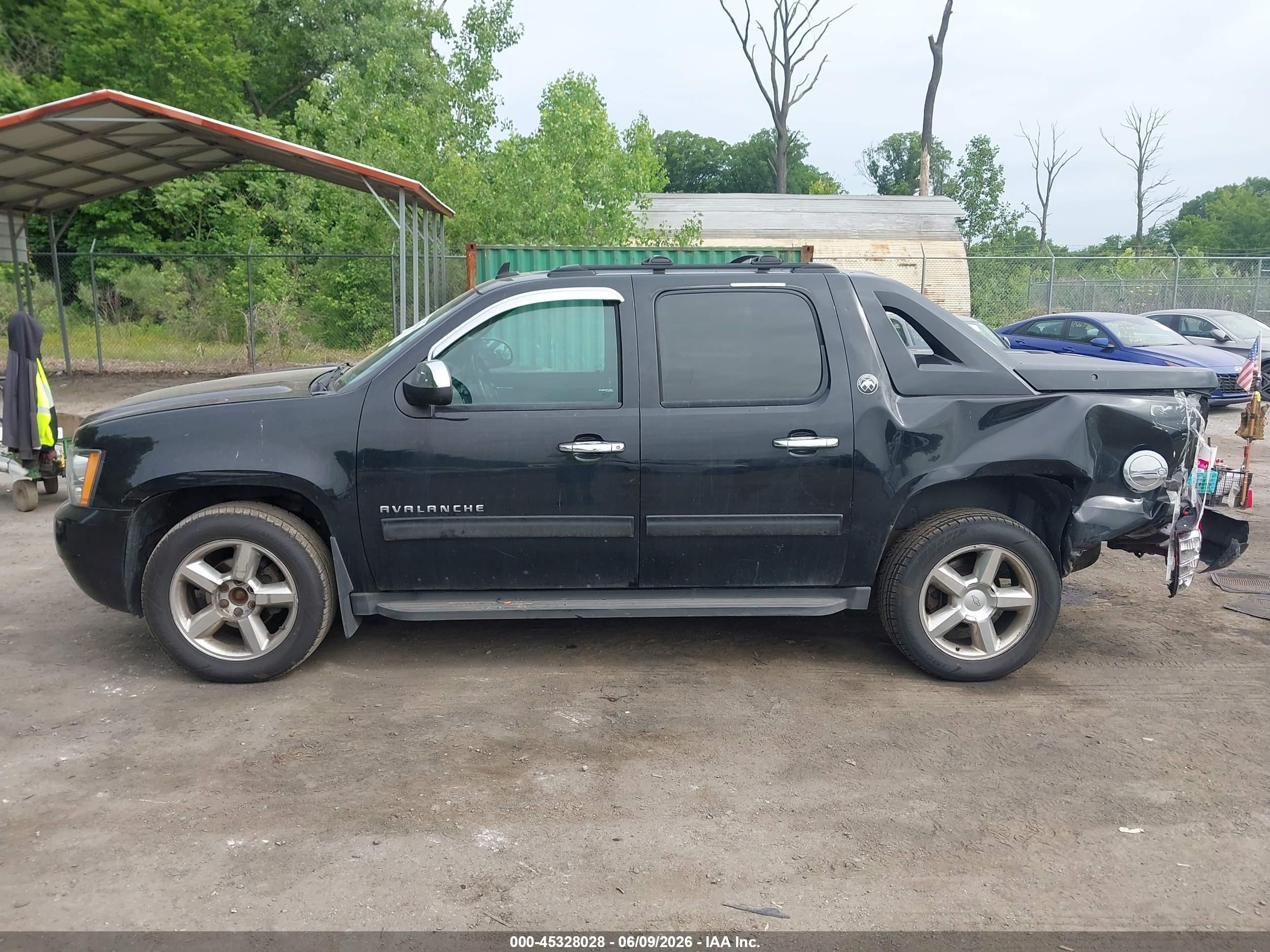 2013 Chevrolet Avalanche Lt Black vin: 3GNTKFE73DG266508