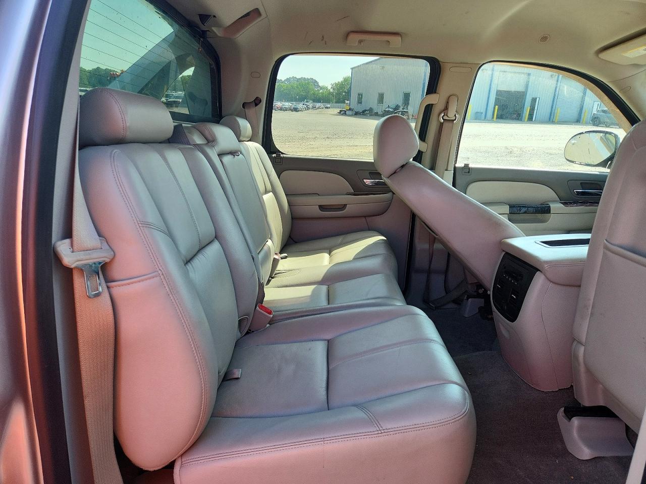 2013 Chevrolet Avalanche Lt Silver vin: 3GNTKFE73DG287469