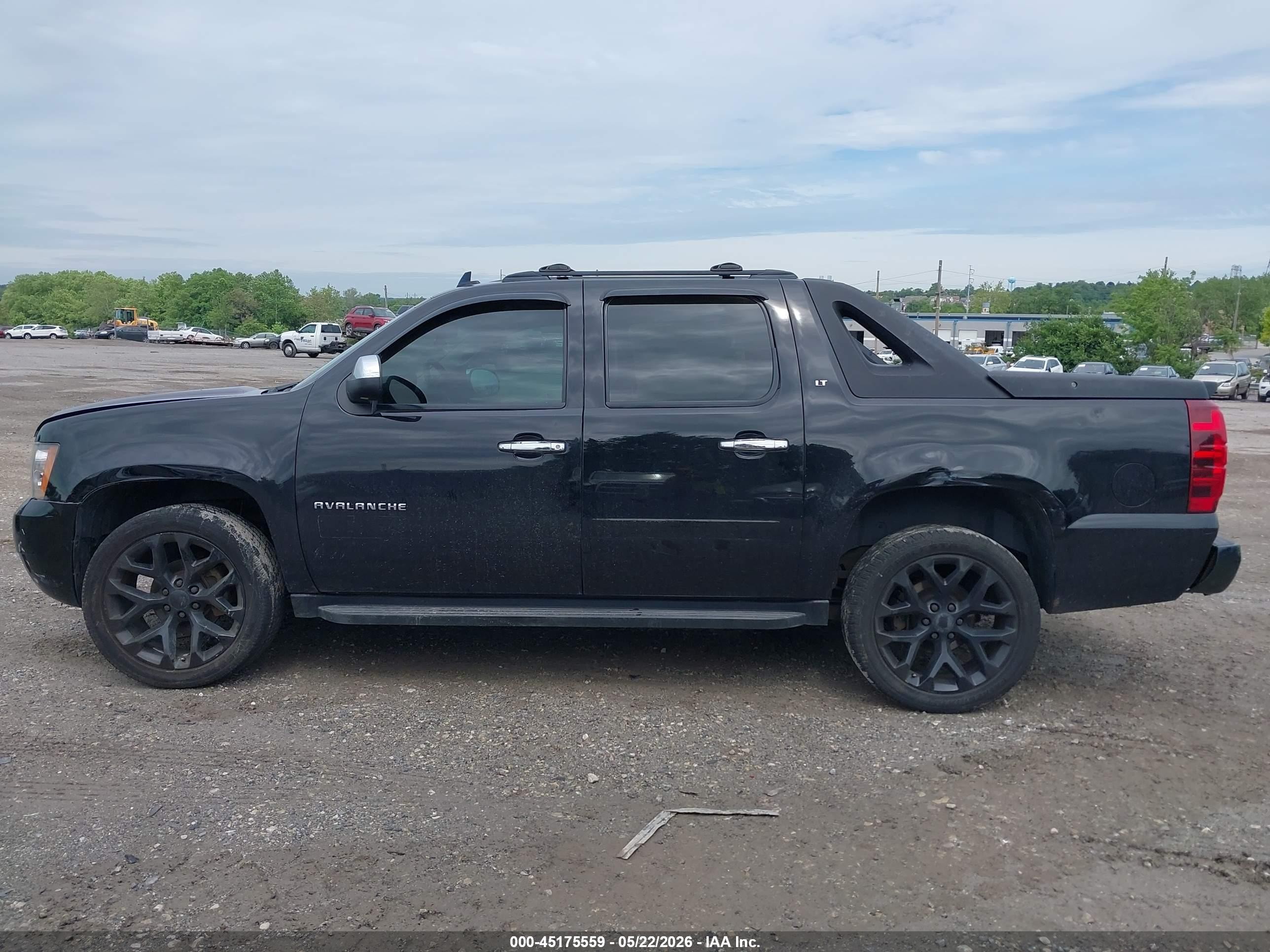 2012 Chevrolet Avalanche 1500 Lt1 Black vin: 3GNTKFE74CG174564