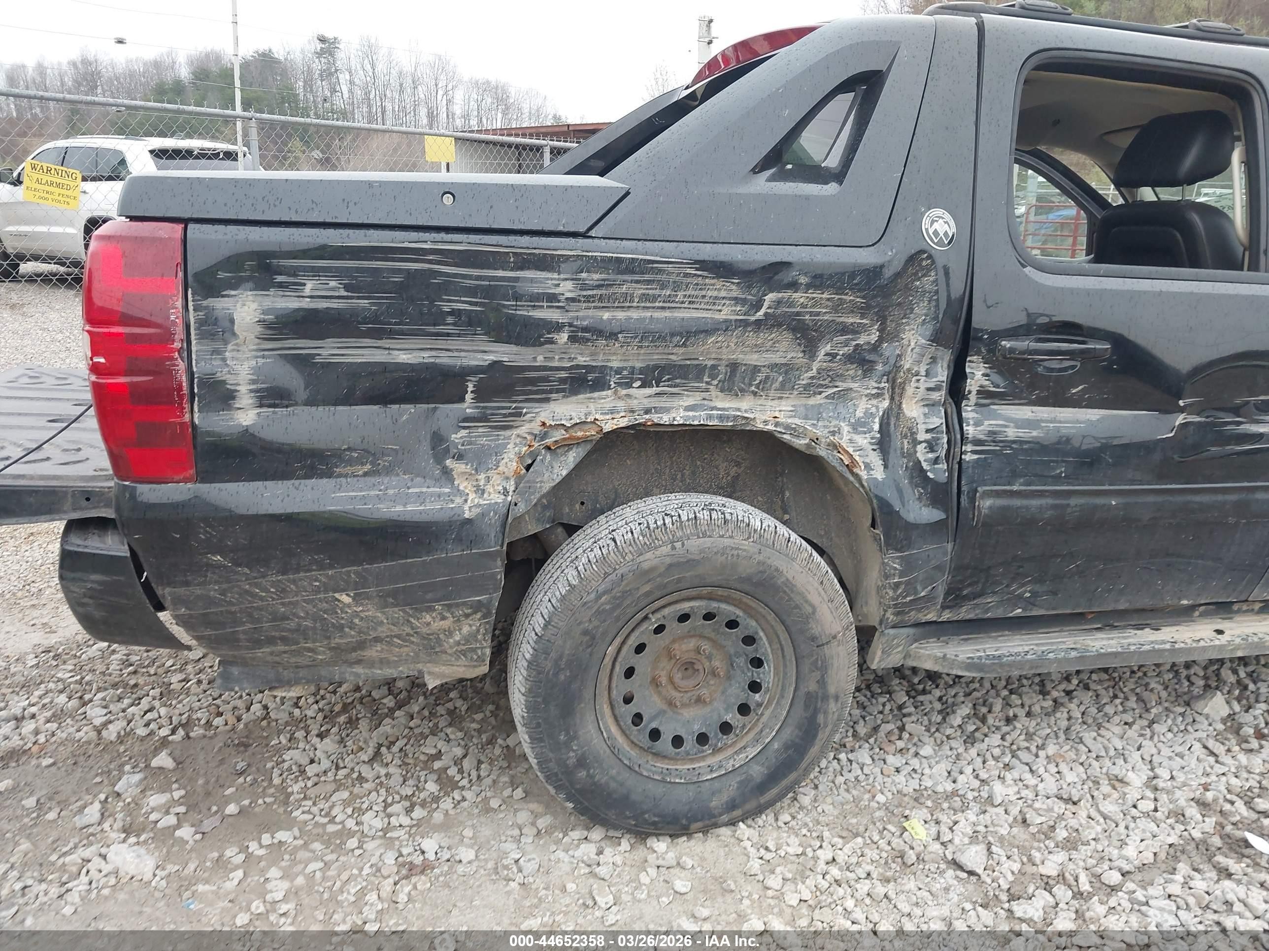 2013 Chevrolet Avalanche Lt Black vin: 3GNTKFE76DG191402