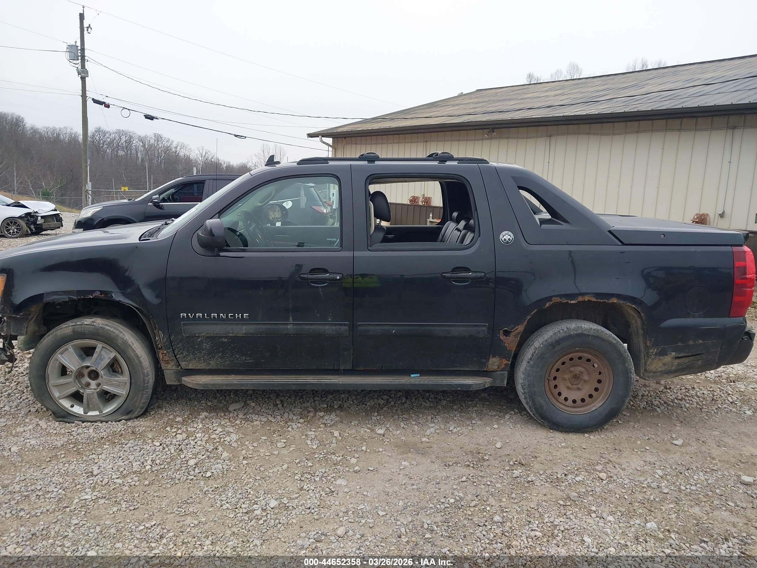 2013 Chevrolet Avalanche Lt Black vin: 3GNTKFE76DG191402