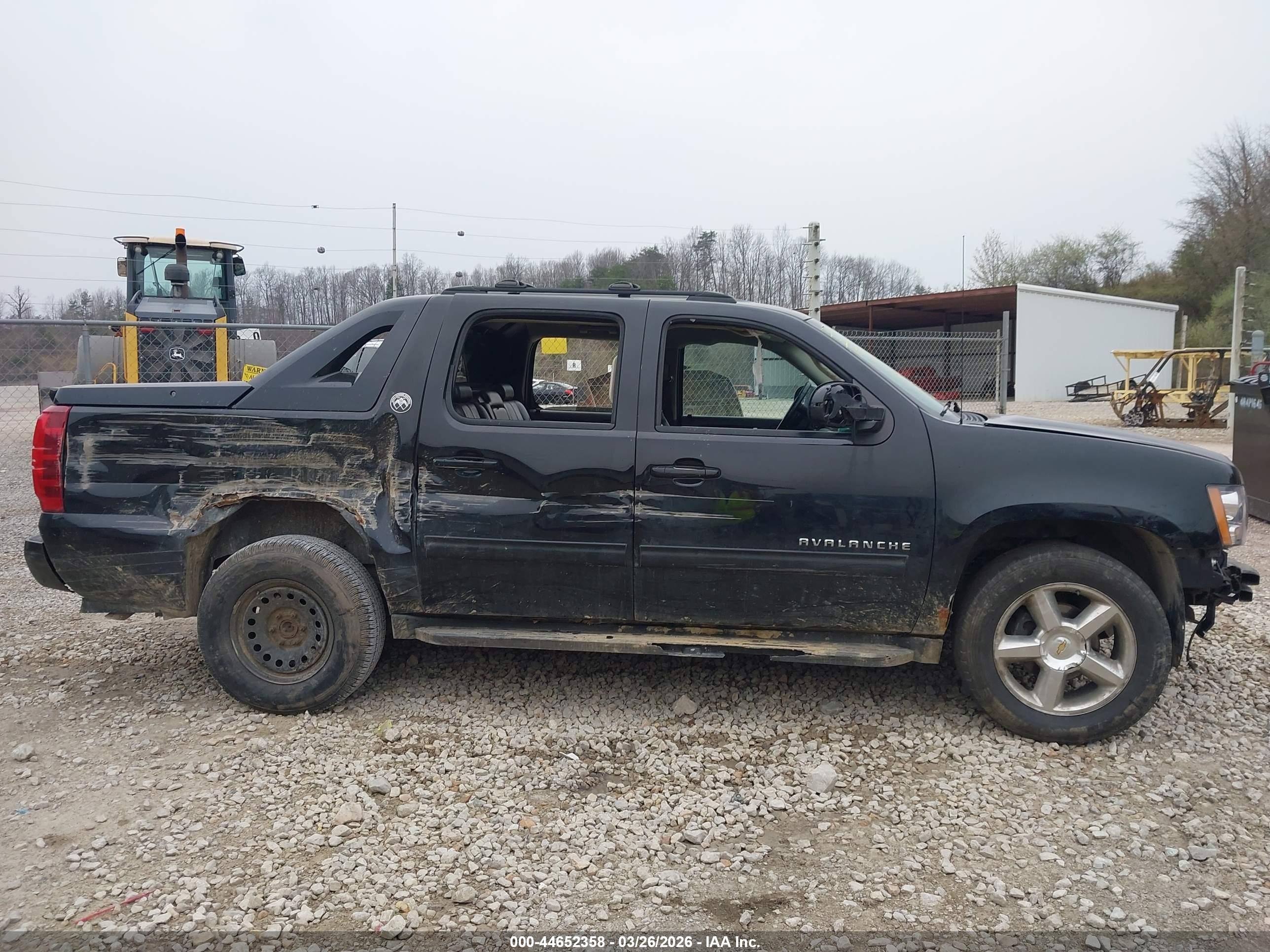 2013 Chevrolet Avalanche Lt Black vin: 3GNTKFE76DG191402