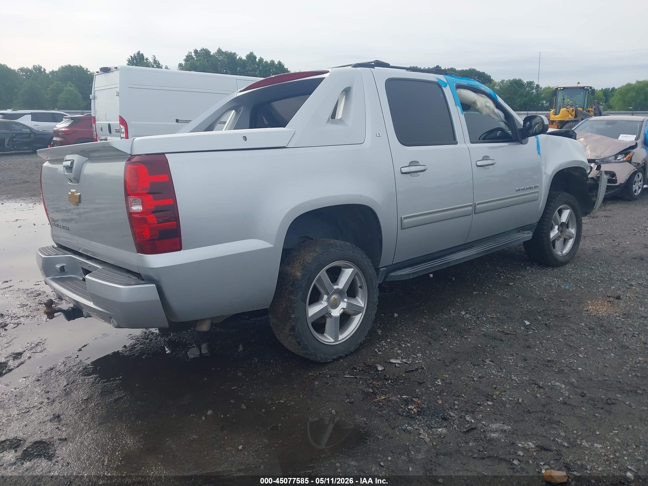2012 Chevrolet Avalanche 1500 Lt1 Silver vin: 3GNTKFE78CG182599