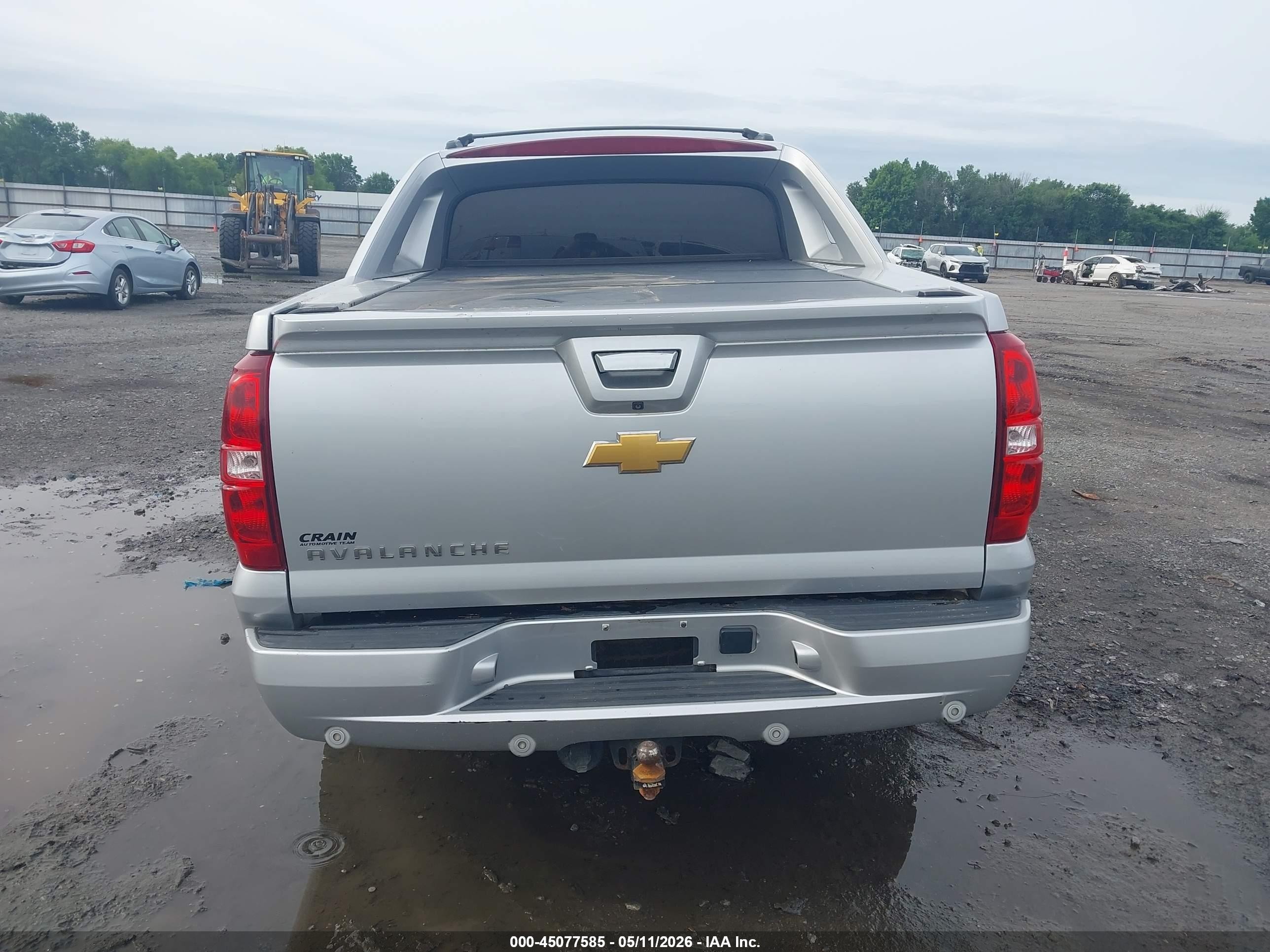 2012 Chevrolet Avalanche 1500 Lt1 Silver vin: 3GNTKFE78CG182599