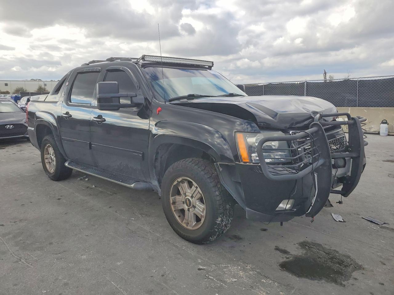 2013 Chevrolet Avalanche Lt Black vin: 3GNTKFE79DG344306