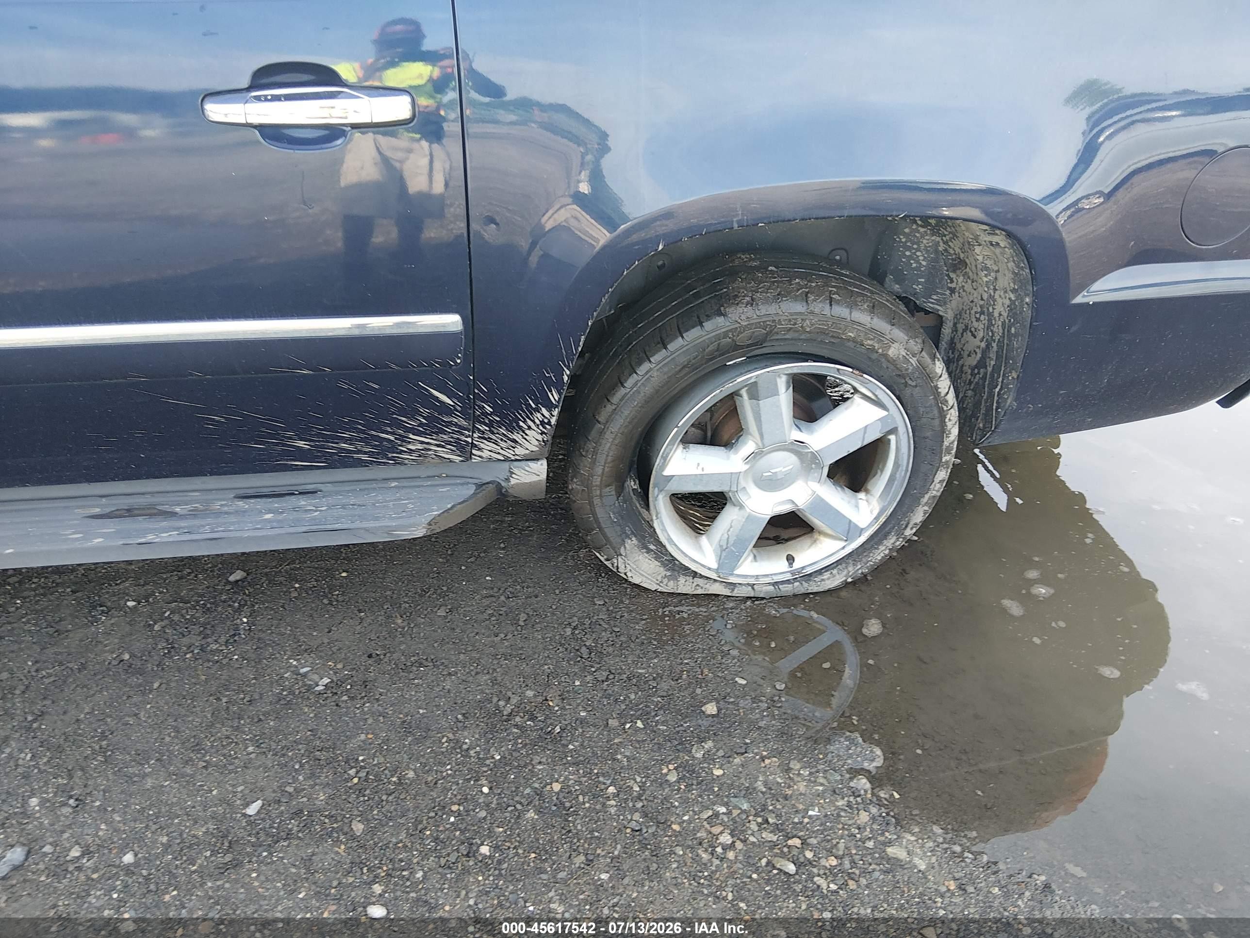 2011 Chevrolet Avalanche 1500 Ltz Dark Blue vin: 3GNTKGE33BG122912