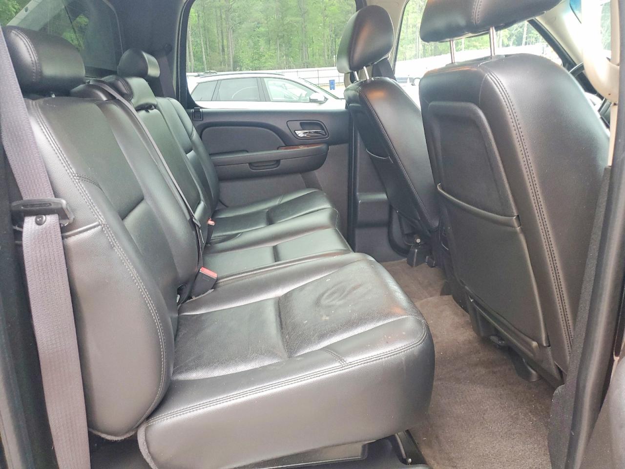 2011 Chevrolet Avalanche Ltz Black vin: 3GNTKGE33BG234822