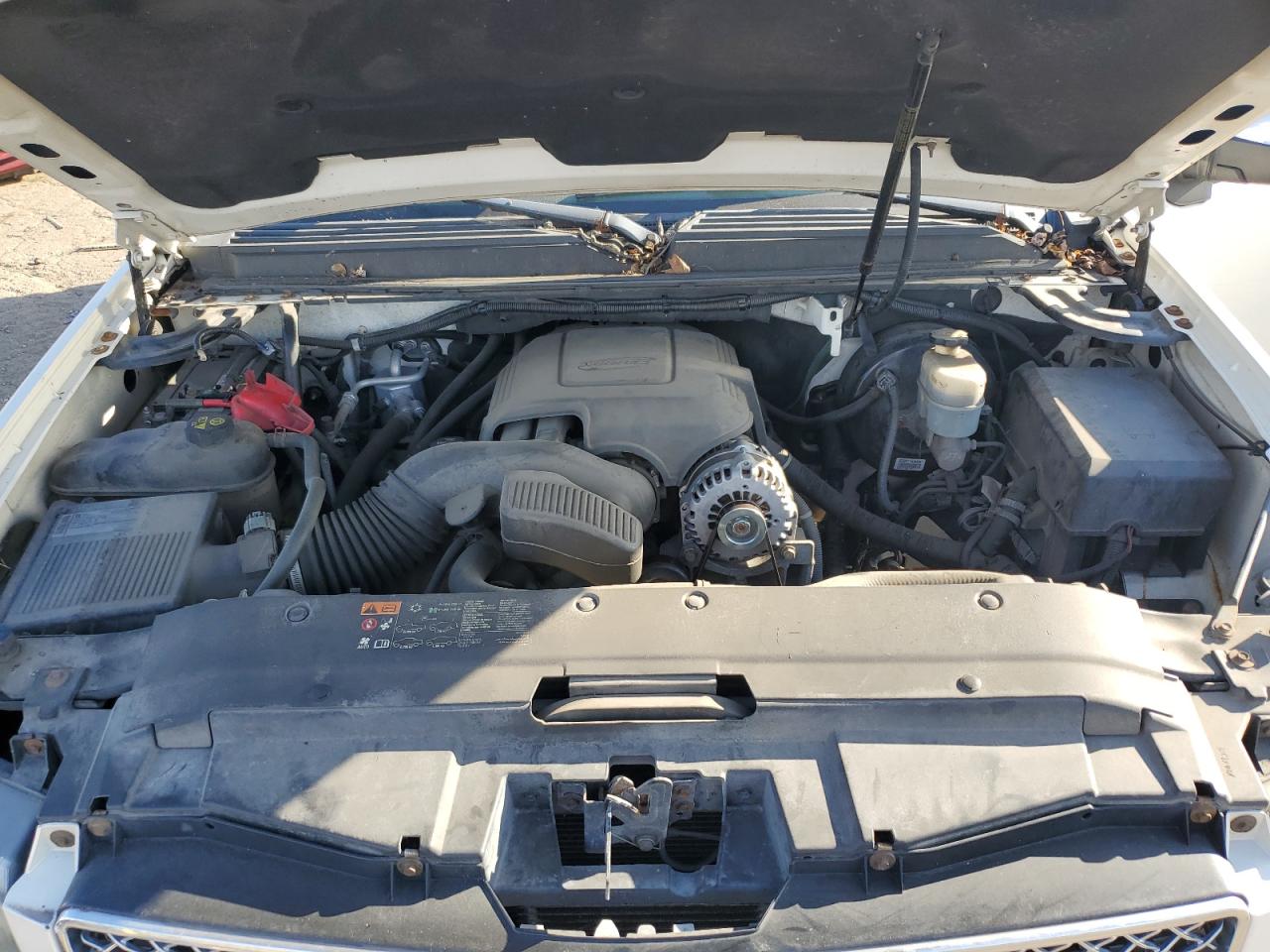2012 Chevrolet Avalanche Ltz White vin: 3GNTKGE70CG126033