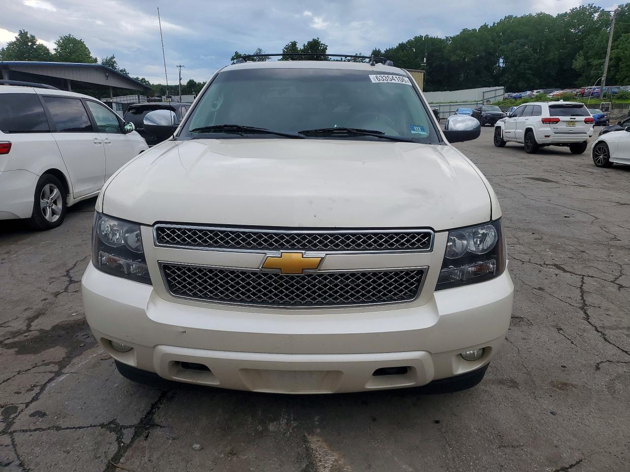 2012 Chevrolet Avalanche Ltz White vin: 3GNTKGE70CG228755