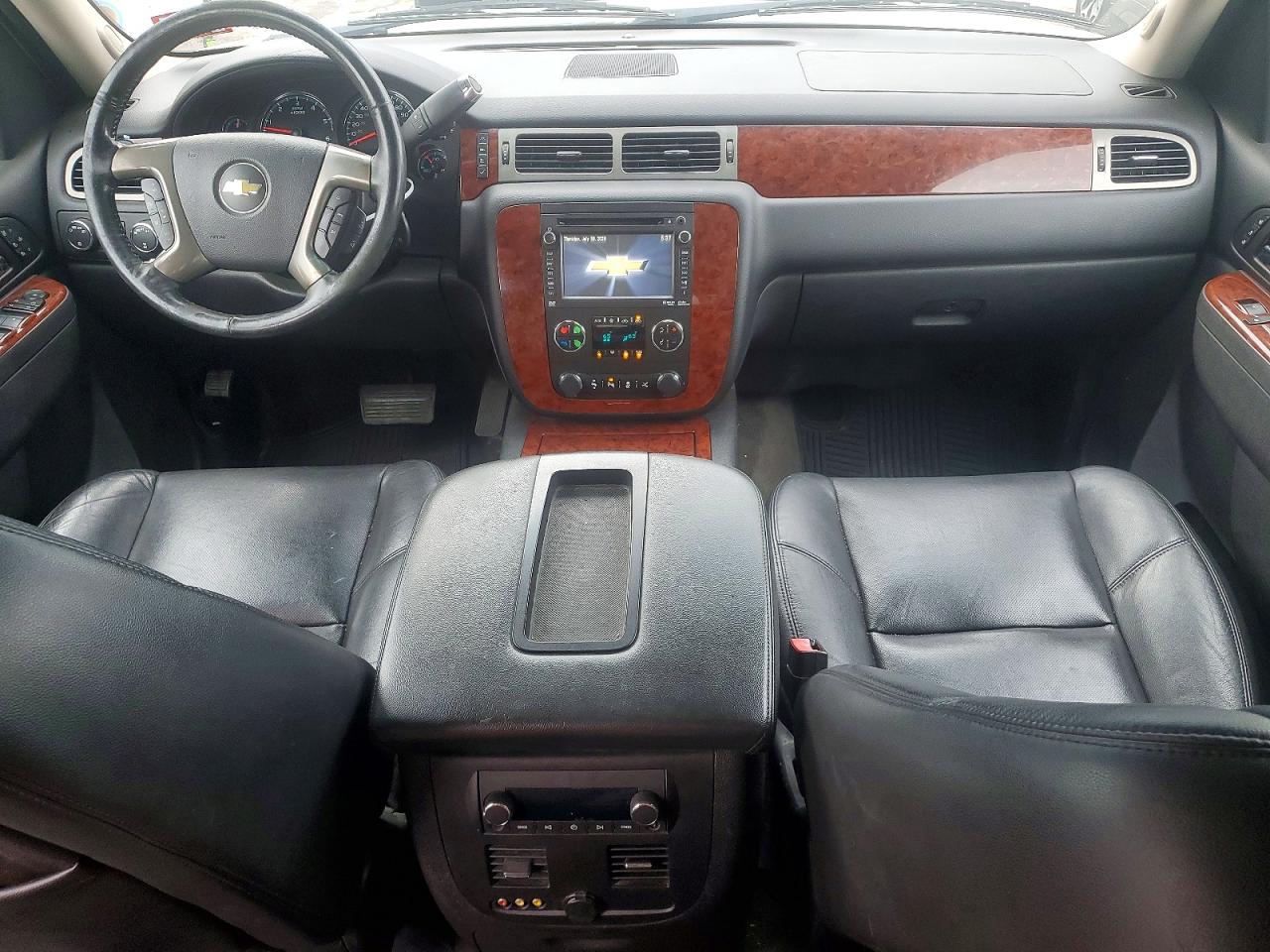 2012 Chevrolet Avalanche Ltz White vin: 3GNTKGE70CG228755