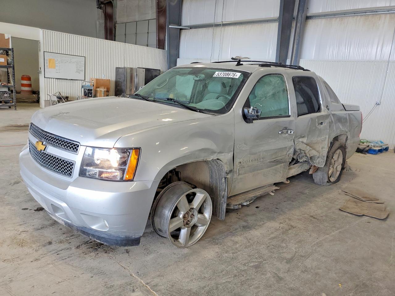 2013 Chevrolet Avalanche Ltz Silver vin: 3GNTKGE70DG328050