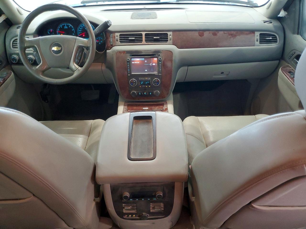 2013 Chevrolet Avalanche Ltz Silver vin: 3GNTKGE70DG328050