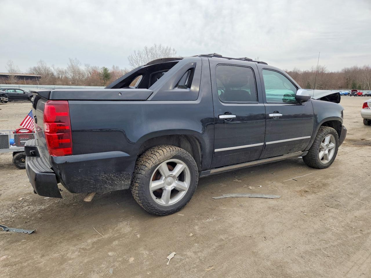 2012 Chevrolet Avalanche Ltz Black vin: 3GNTKGE71CG185477