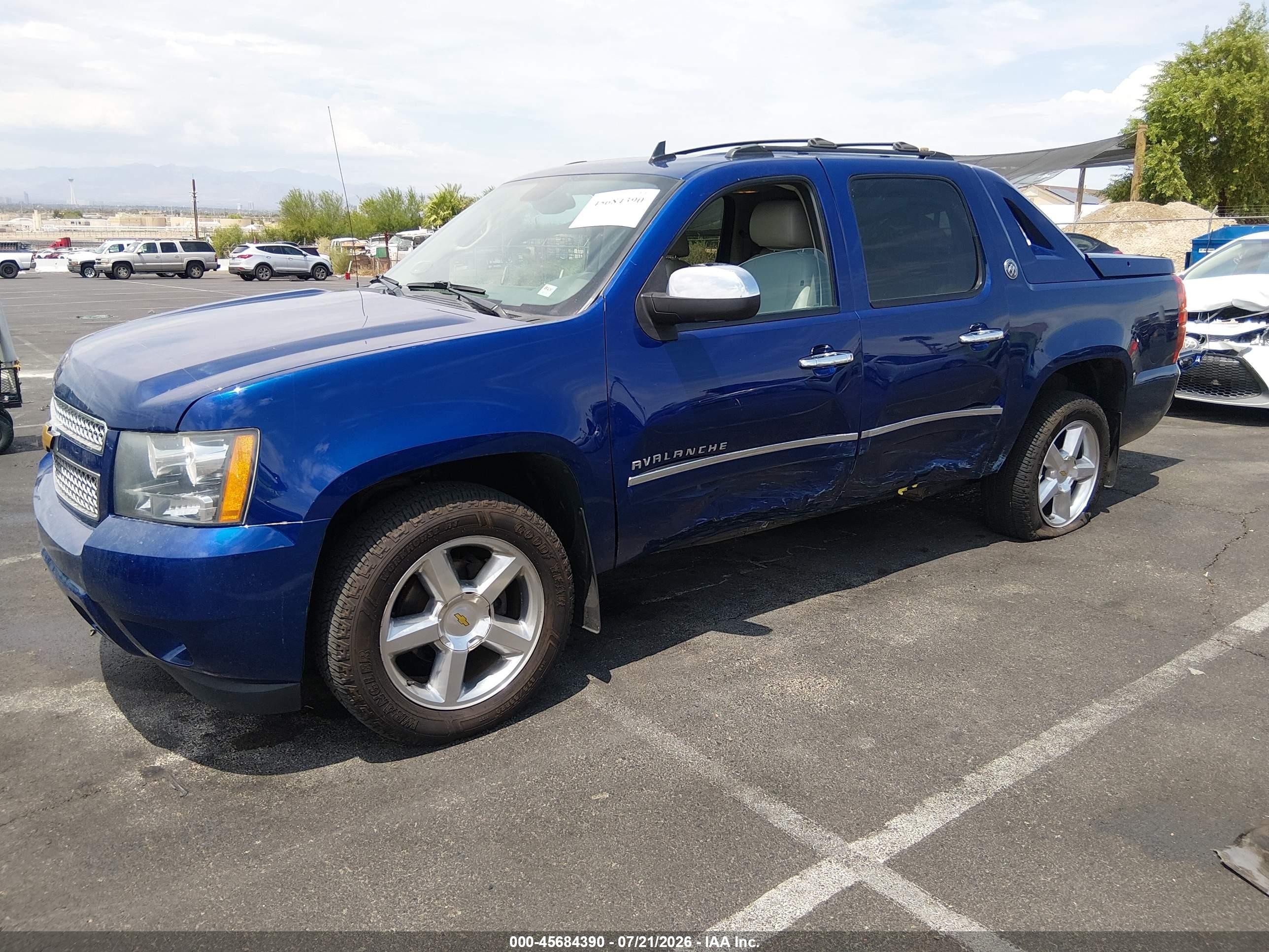 2013 Chevrolet Avalanche Ltz Blue vin: 3GNTKGE72DG380098