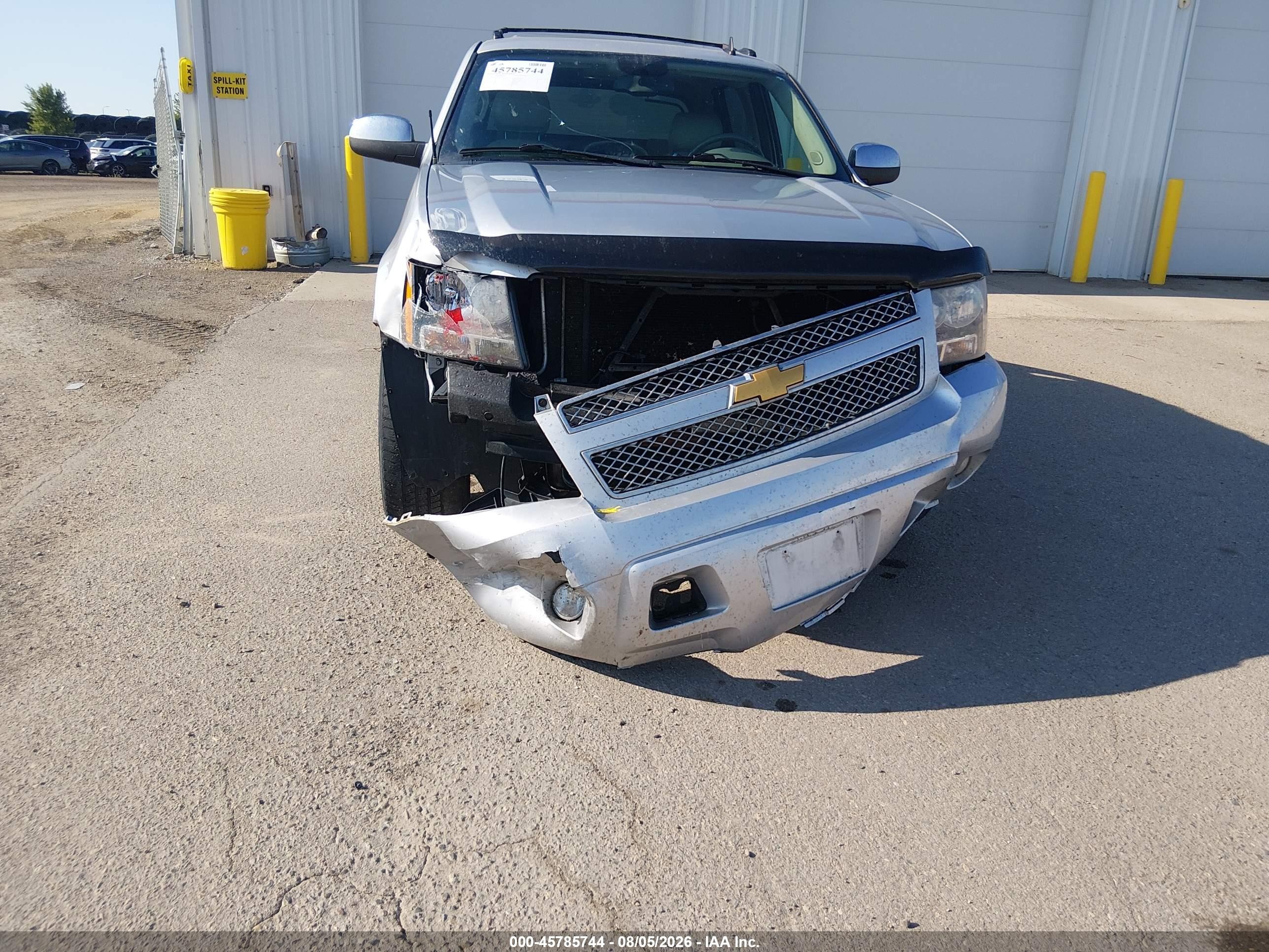 2012 Chevrolet Avalanche Ltz Silver vin: 3GNTKGE75CG143717