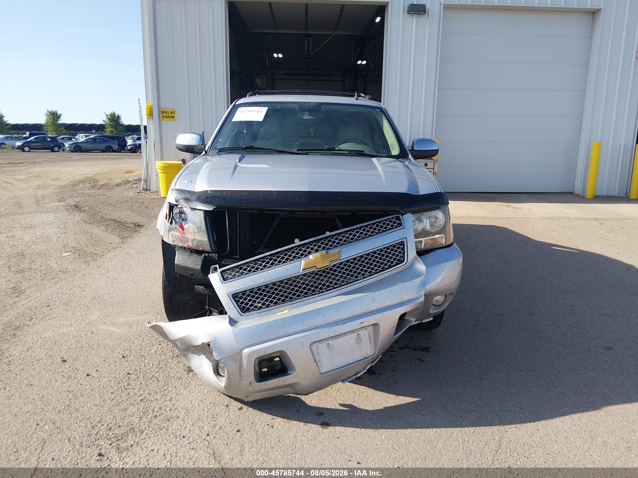2012 Chevrolet Avalanche Ltz Silver vin: 3GNTKGE75CG143717