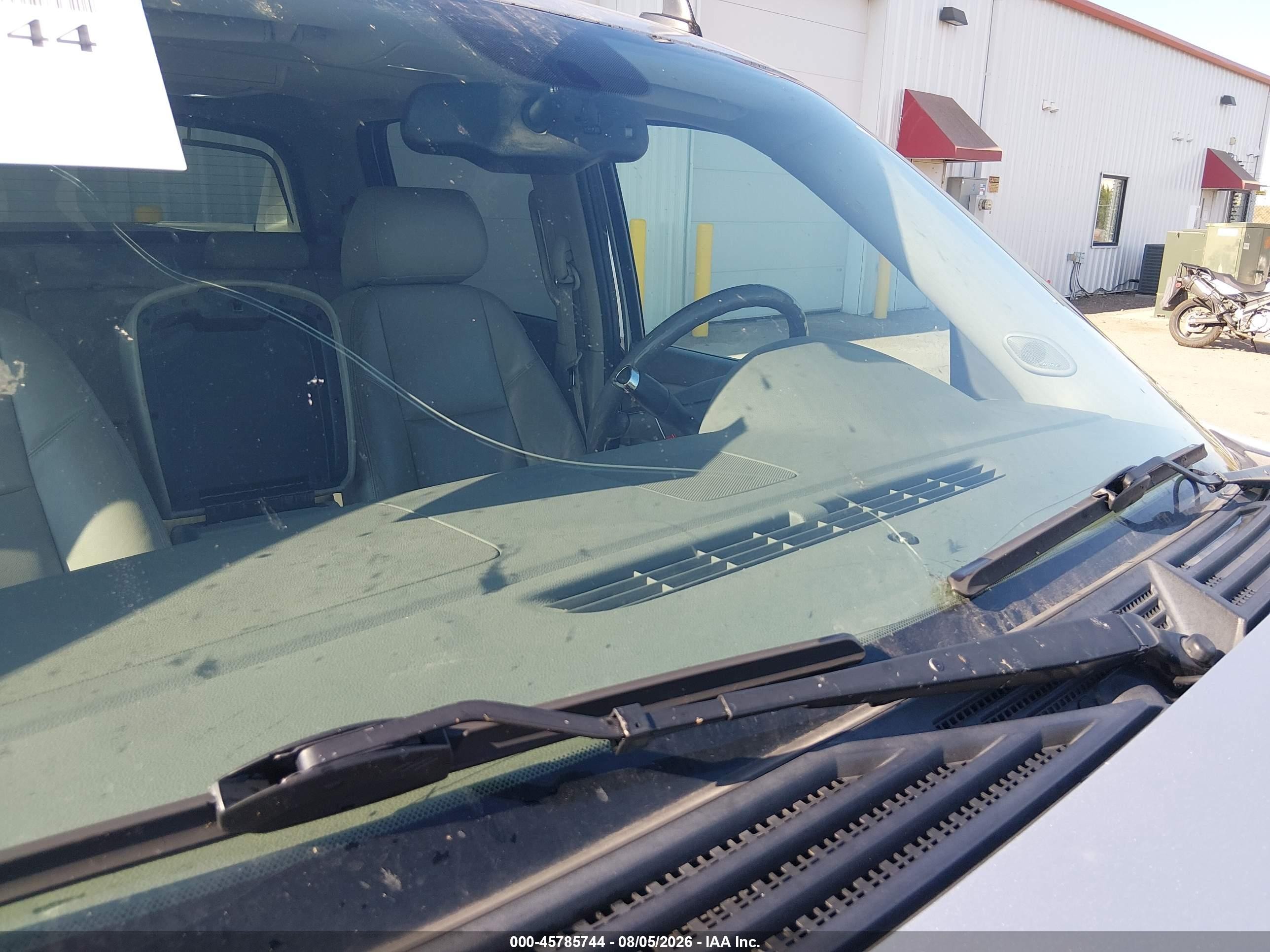 2012 Chevrolet Avalanche Ltz Silver vin: 3GNTKGE75CG143717