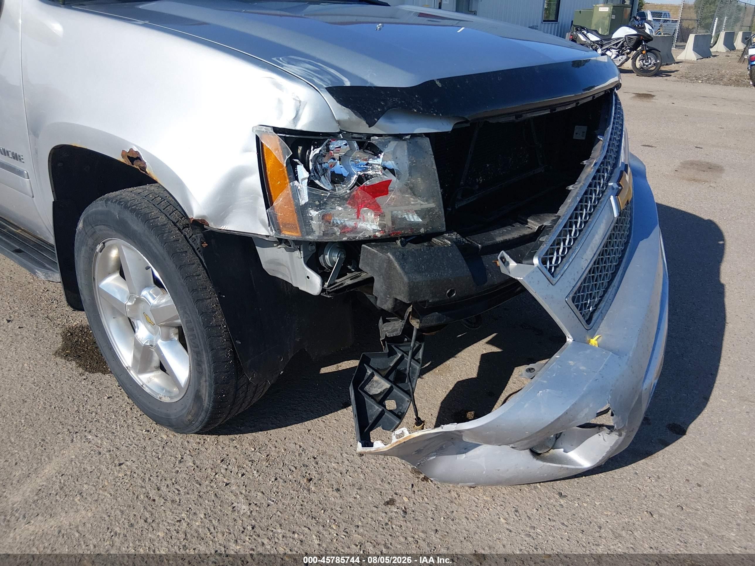 2012 Chevrolet Avalanche Ltz Silver vin: 3GNTKGE75CG143717