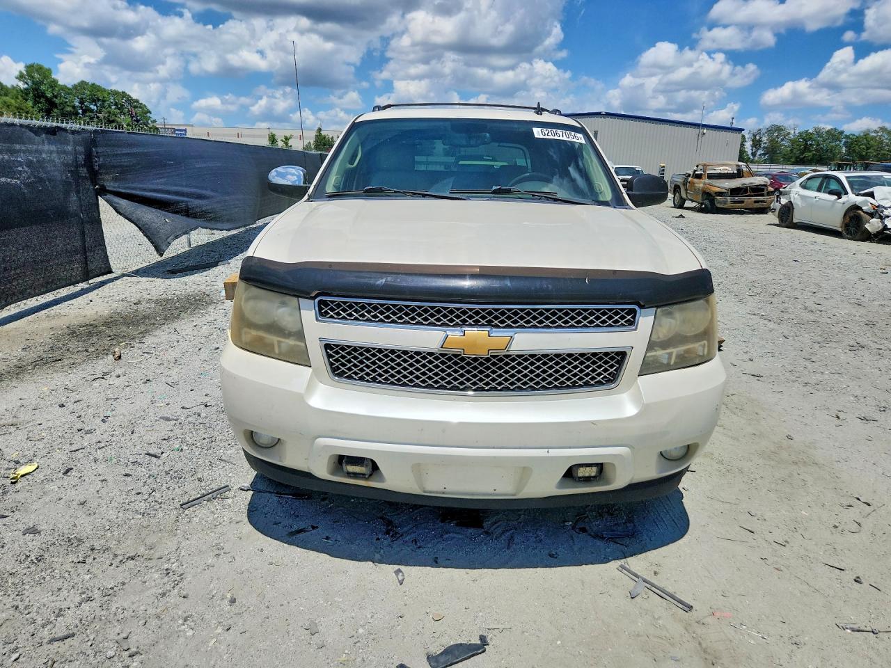 2013 Chevrolet Avalanche Ltz White vin: 3GNTKGE77DG339661