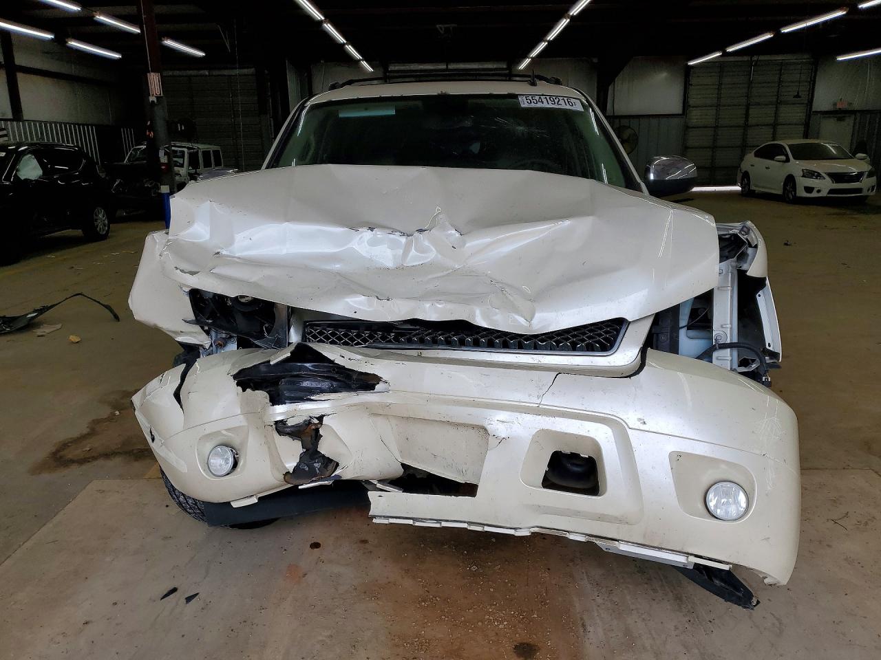 2012 Chevrolet Avalanche Ltz White vin: 3GNTKGE78CG295653