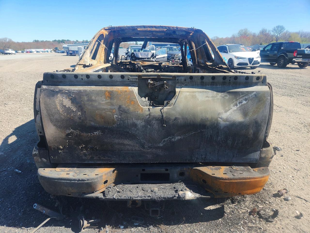 2013 Chevrolet Avalanche Ltz Burn vin: 3GNTKGE78DG196767