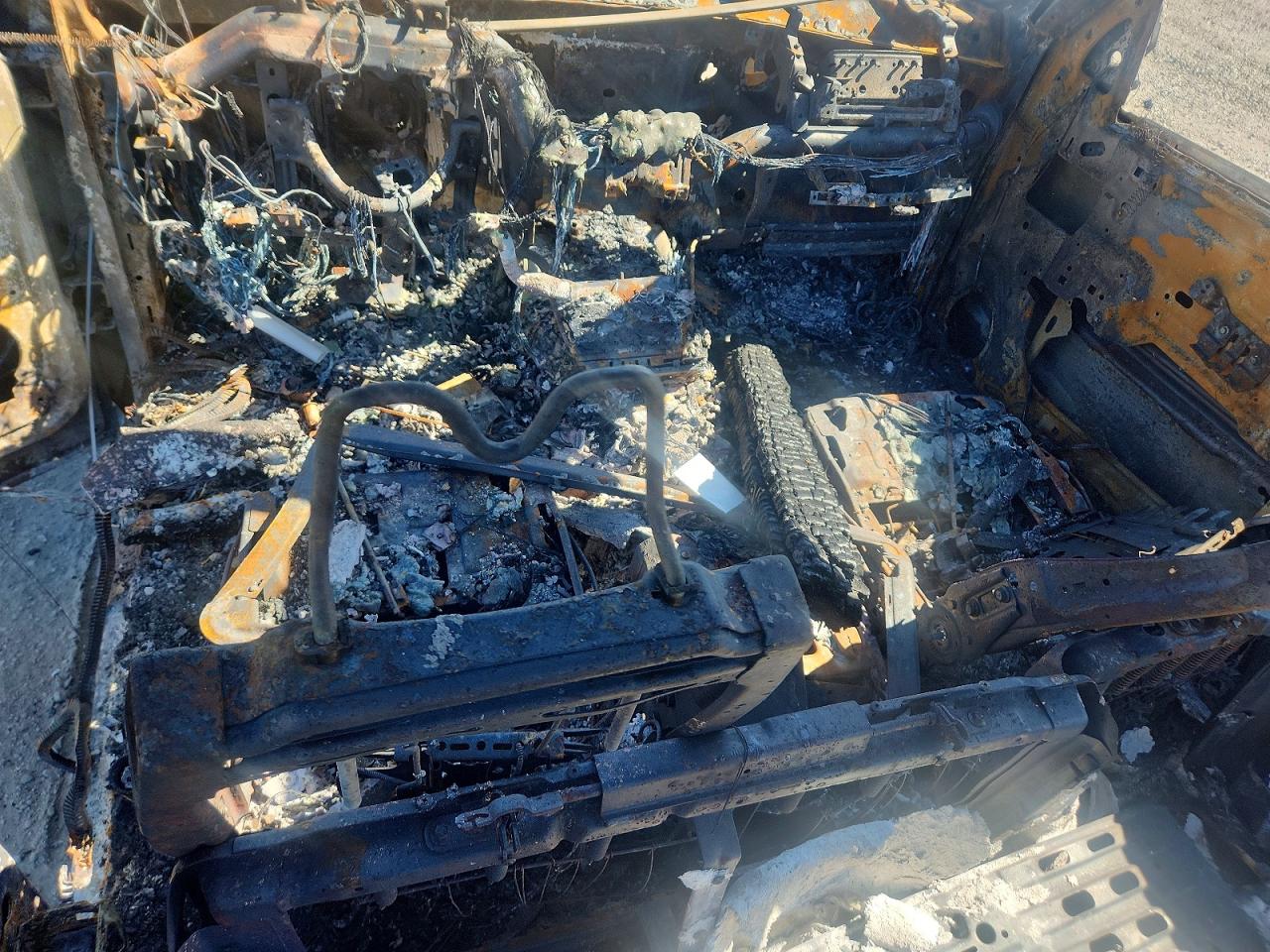 2013 Chevrolet Avalanche Ltz Burn vin: 3GNTKGE78DG196767