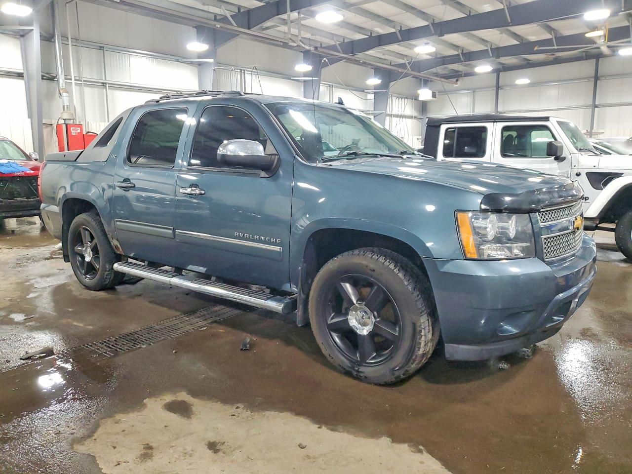 2012 Chevrolet Avalanche Ltz Синий vin: 3GNTKGE79CG181676