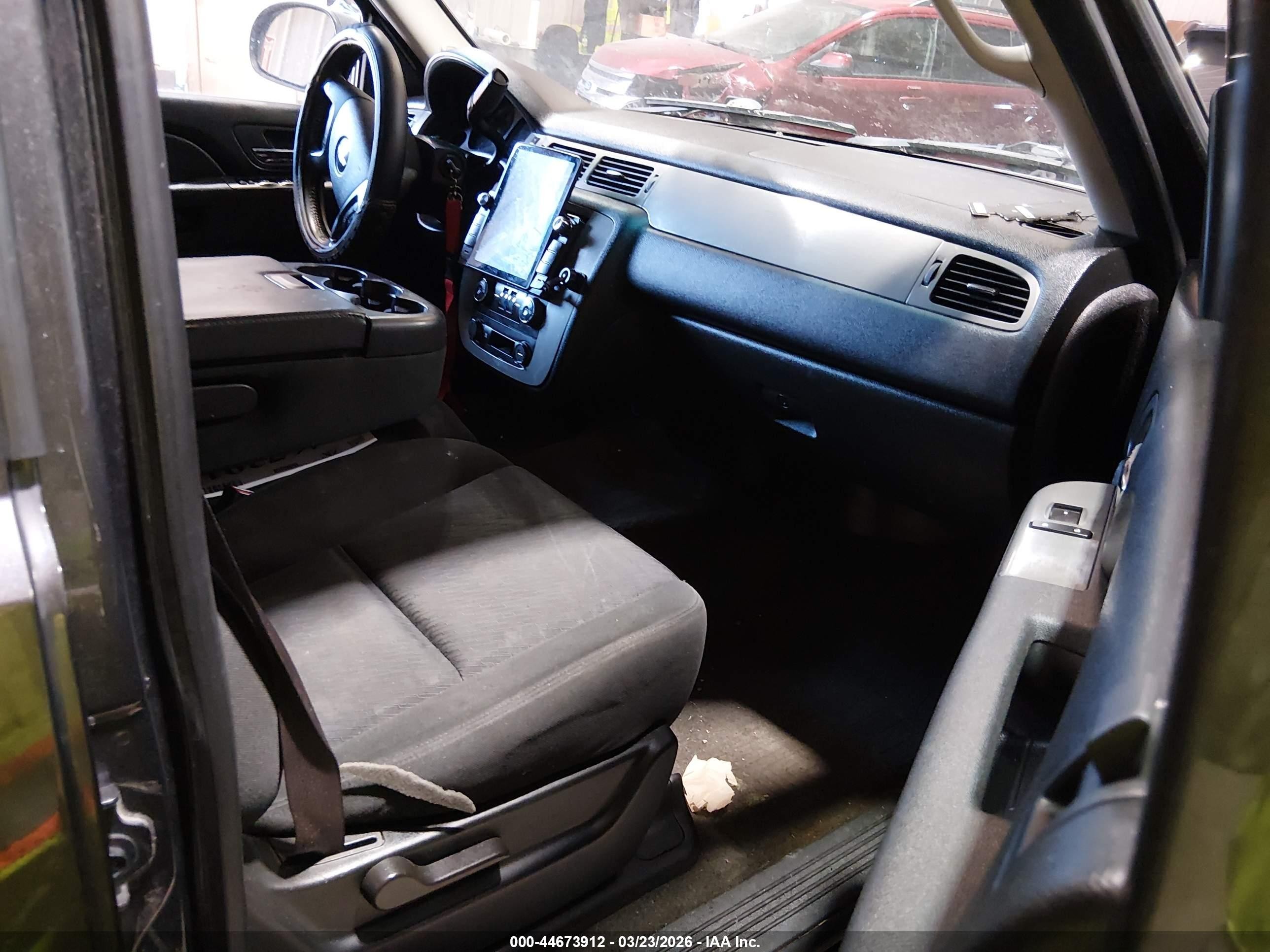 2010 Chevrolet Avalanche 1500 Ls Gray vin: 3GNVKEE0XAG157948