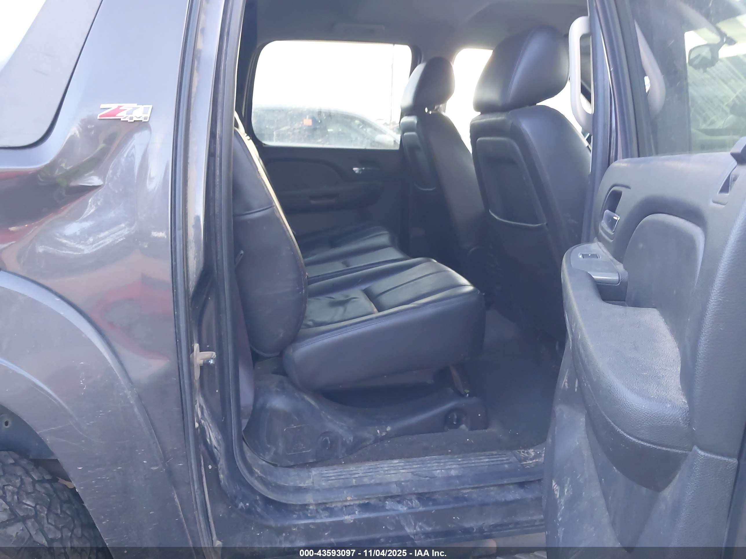 2010 Chevrolet Avalanche 1500 Lt1 Gray vin: 3GNVKFE01AG225446