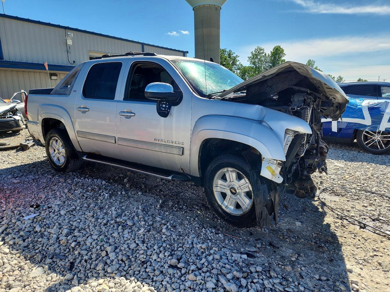 2010 Chevrolet Avalanche Lt Серебряный vin: 3GNVKFE0XAG249535