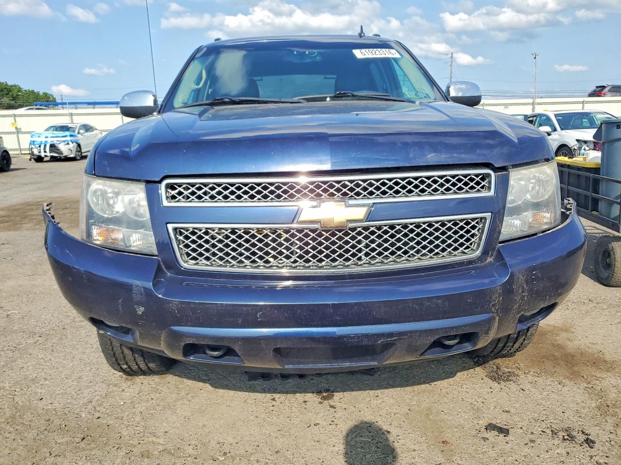 2010 Chevrolet Avalanche Ltz Blue vin: 3GNVKGE00AG115235