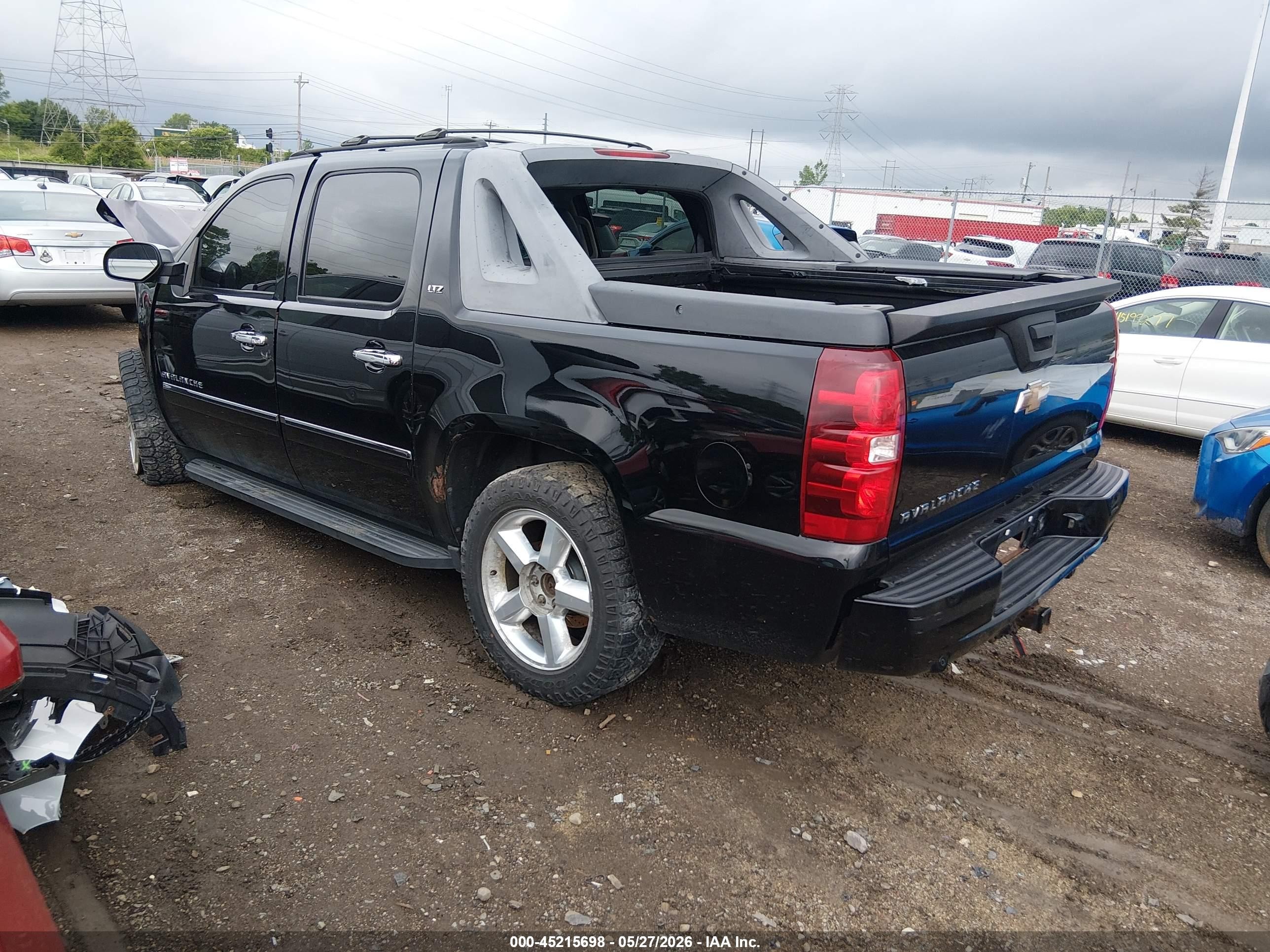 2010 Chevrolet Avalanche 1500 Ltz Black vin: 3GNVKGE00AG260856