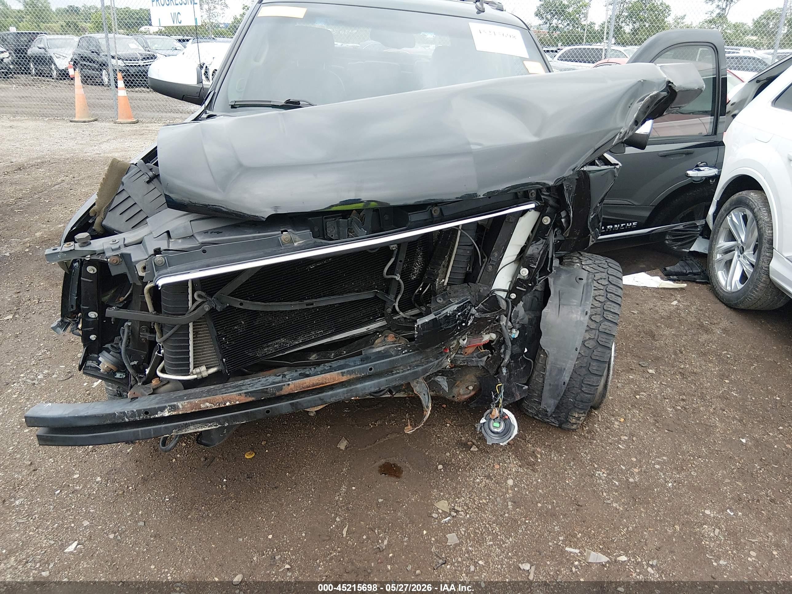 2010 Chevrolet Avalanche 1500 Ltz Black vin: 3GNVKGE00AG260856