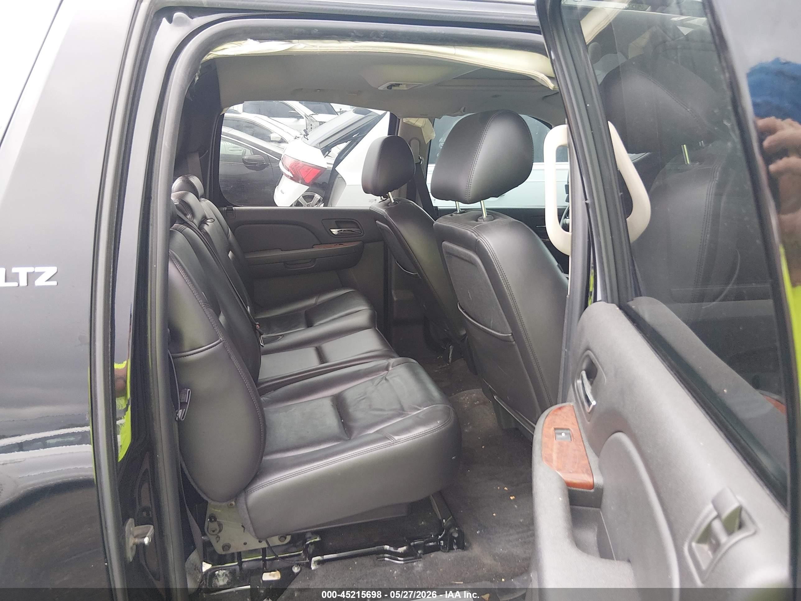 2010 Chevrolet Avalanche 1500 Ltz Black vin: 3GNVKGE00AG260856