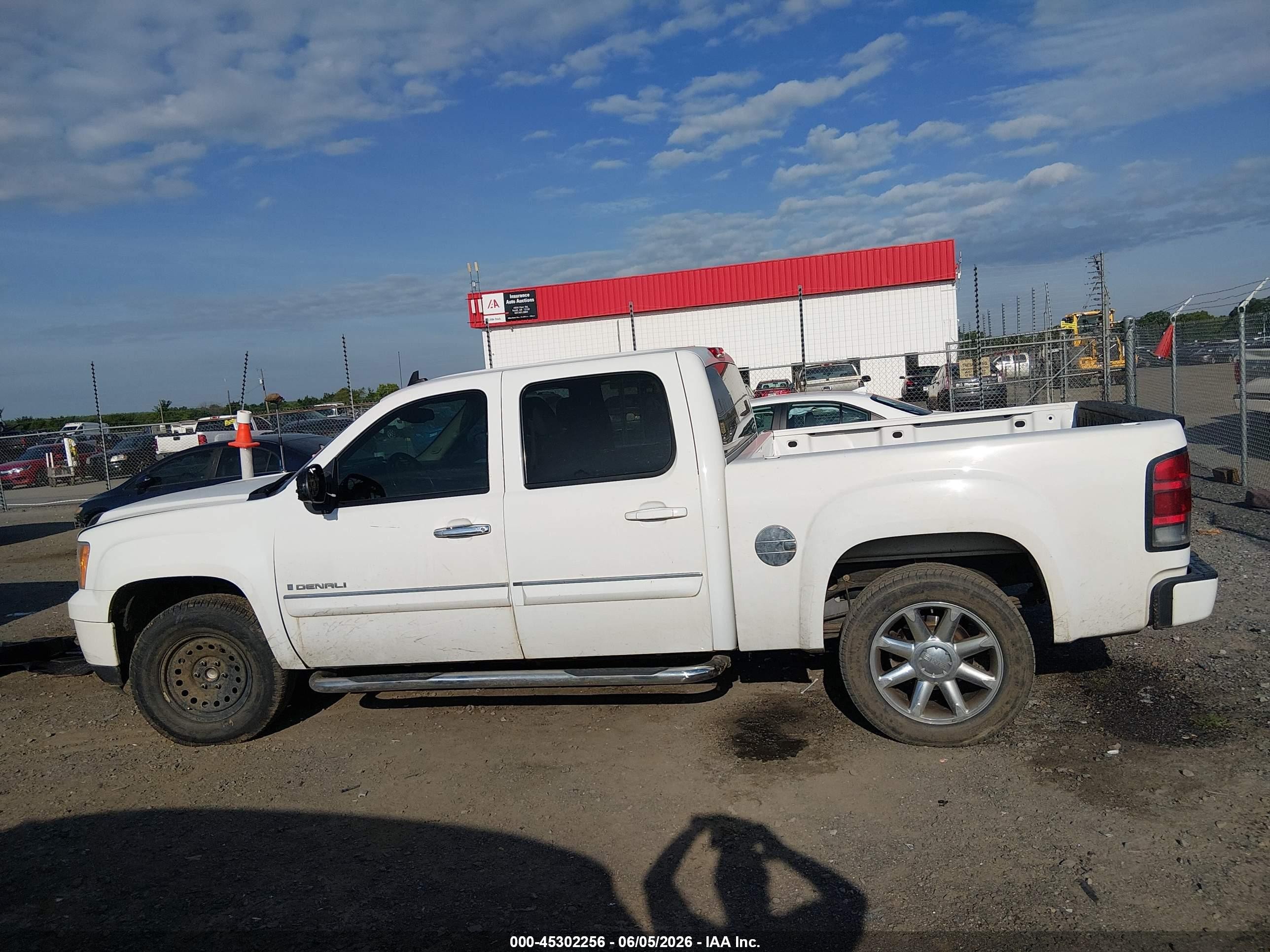 2009 Gmc Sierra 1500 Denali White vin: 3GTEC03249G150034
