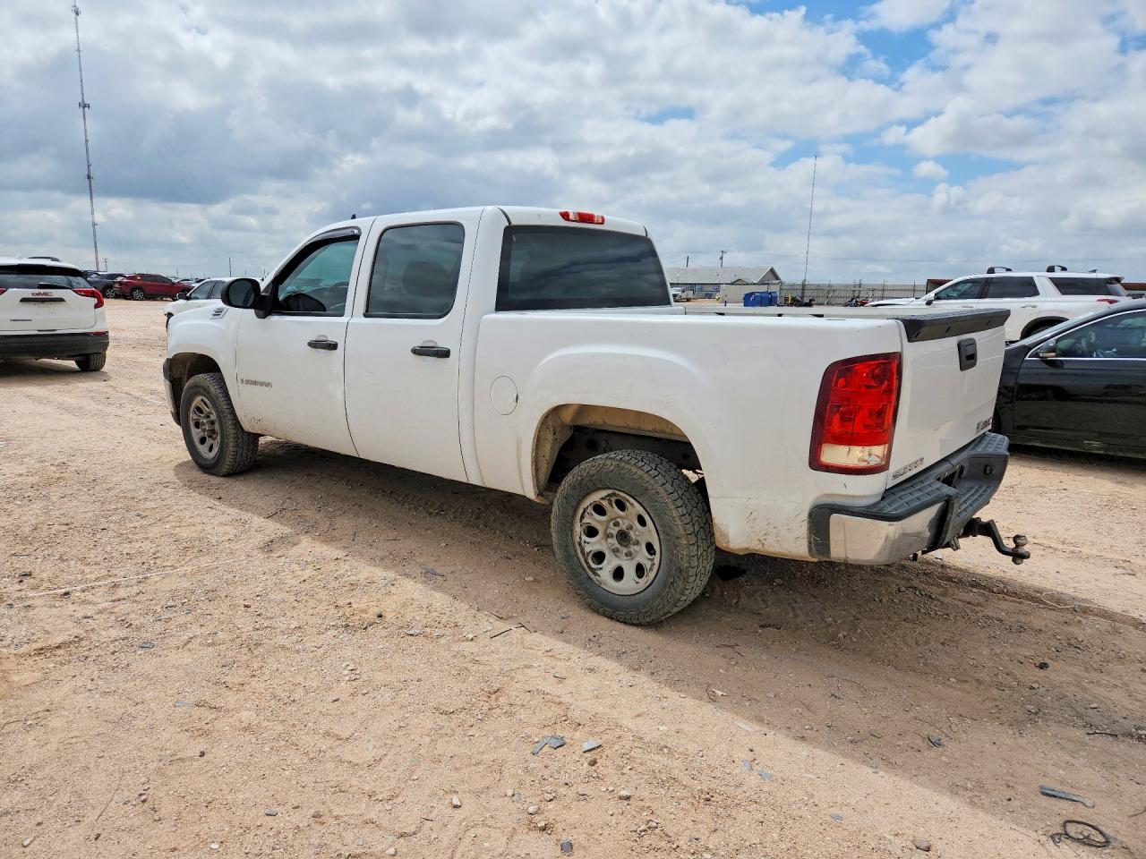 2008 Gmc Sierra C1500 White vin: 3GTEC13C38G132931