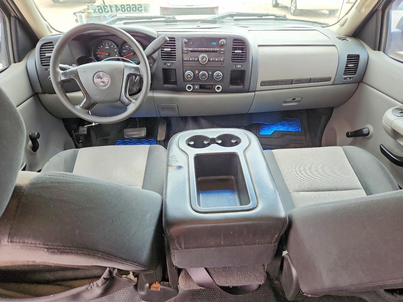 2008 Gmc Sierra C1500 White vin: 3GTEC13C38G132931