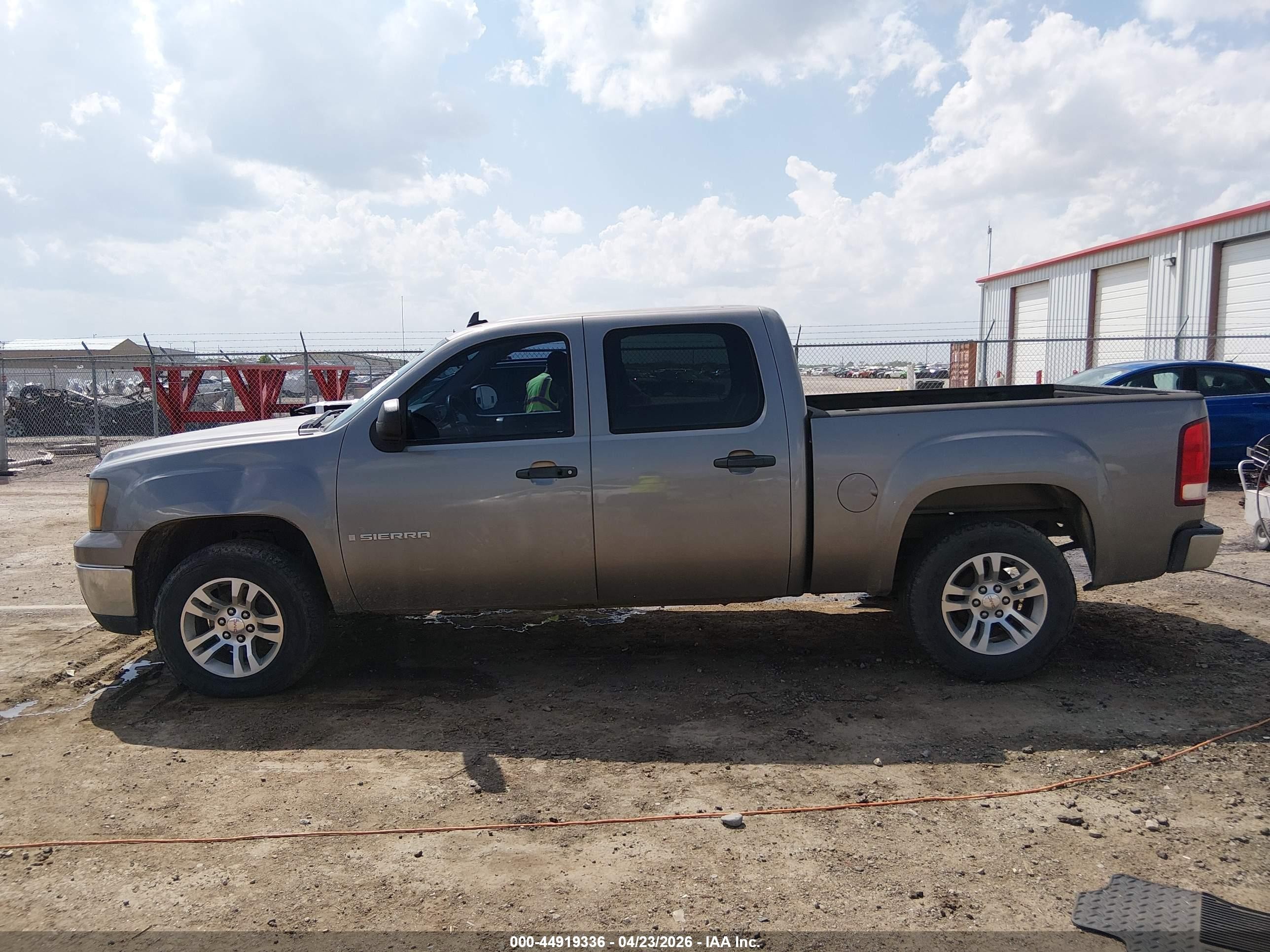 2007 Gmc Sierra 1500 Sl Gray vin: 3GTEC13C87G550500